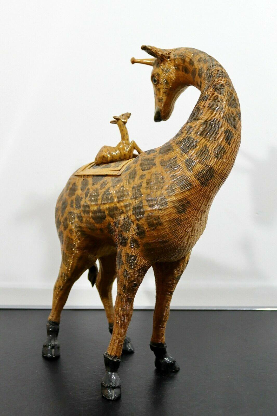 Vintage Woven Chinese Giraffe Asian Style Basket Sculpture For Sale 1