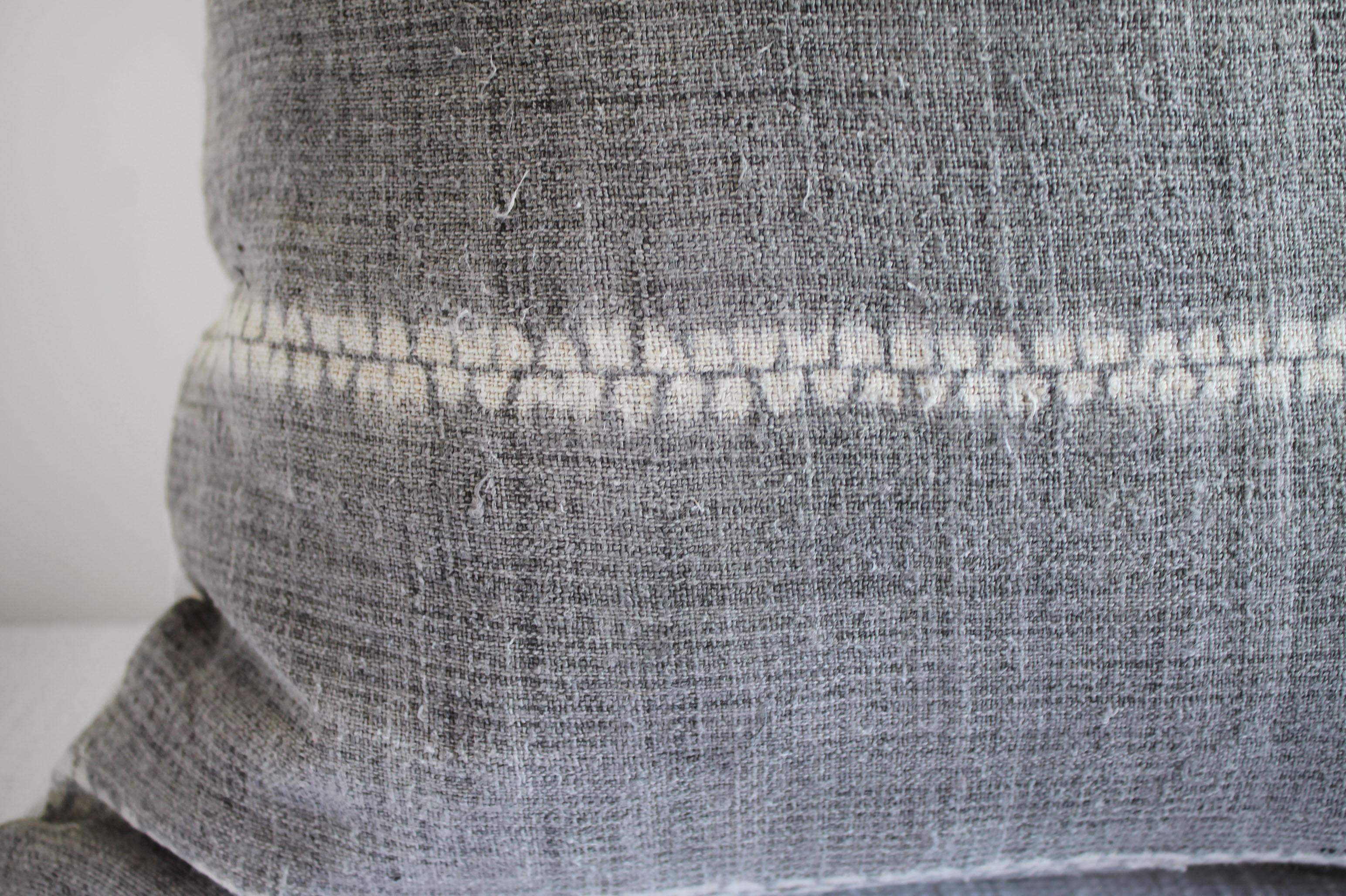 Vintage Woven Gray Linen Pillow with Off-White Pattern 3