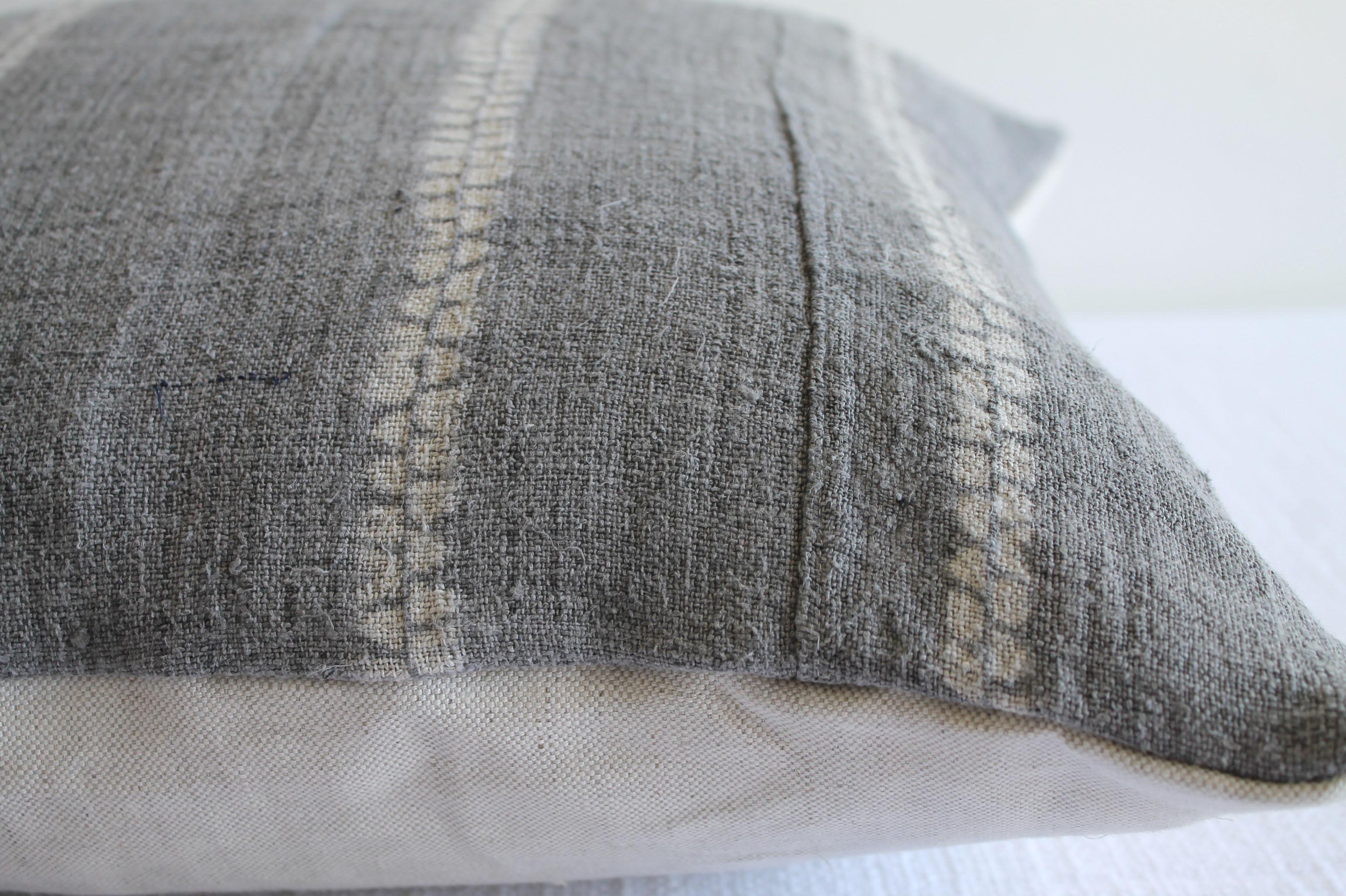 Vintage Woven Gray Linen Pillow with Off-White Pattern 4