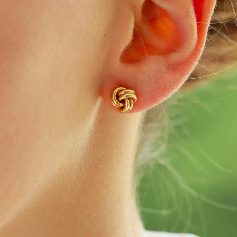 Vintage Woven Knot Stud Earrings Set in 14k Yellow Gold For Sale at