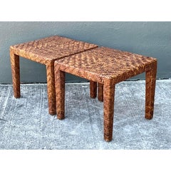 Tavolini in rattan intrecciato vintage - Una coppia