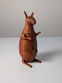 Vintage Woven Reed Chinese Känguru Box mit geschnitzten Holz Akzente