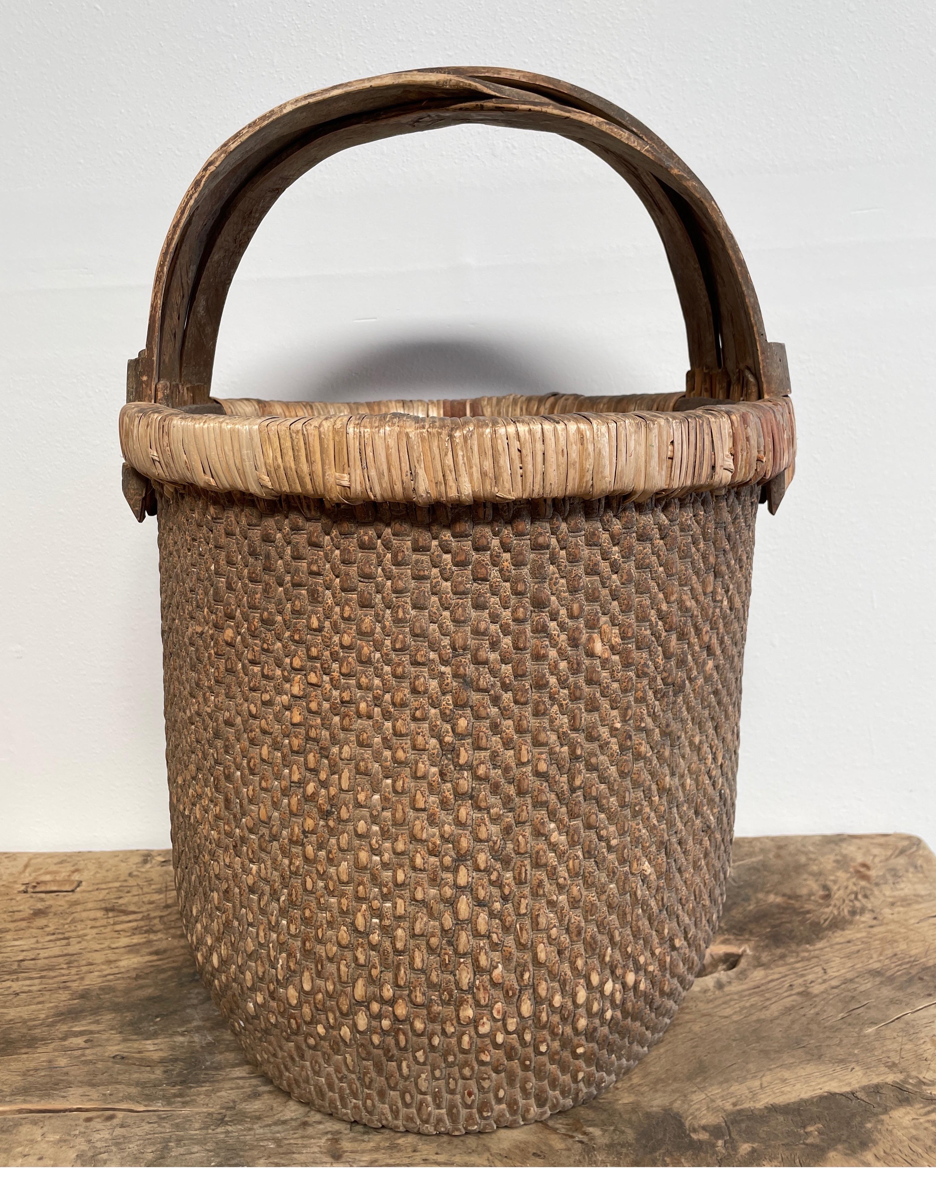 vintage wicker baskets with handles