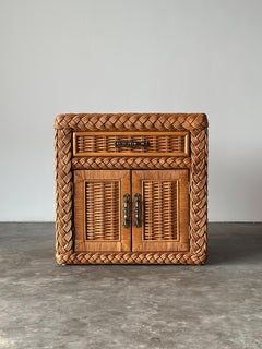 Comodino in vimini intrecciato con bordatura in corda intrecciata, anni ’80