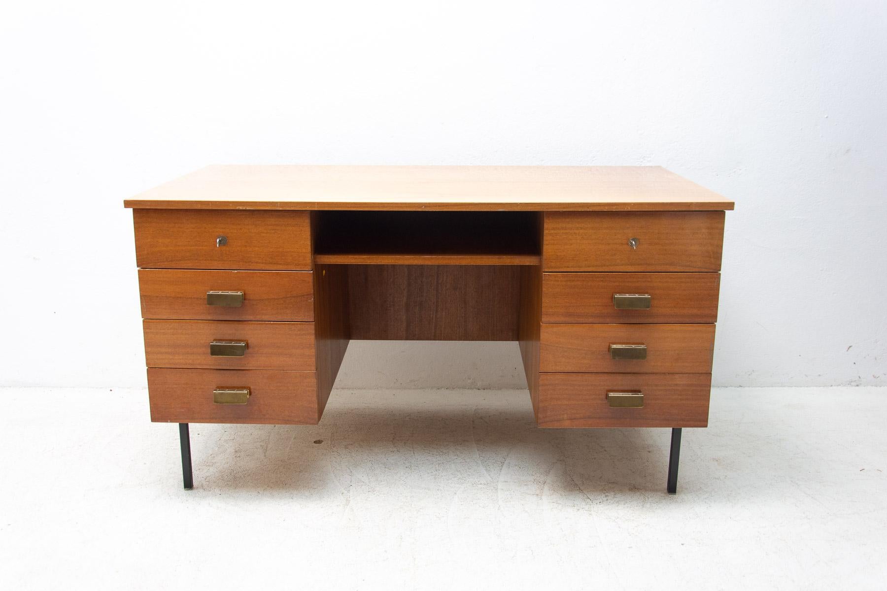 Bureau Vintage, 1970's, Czechoslovakia en vente 10