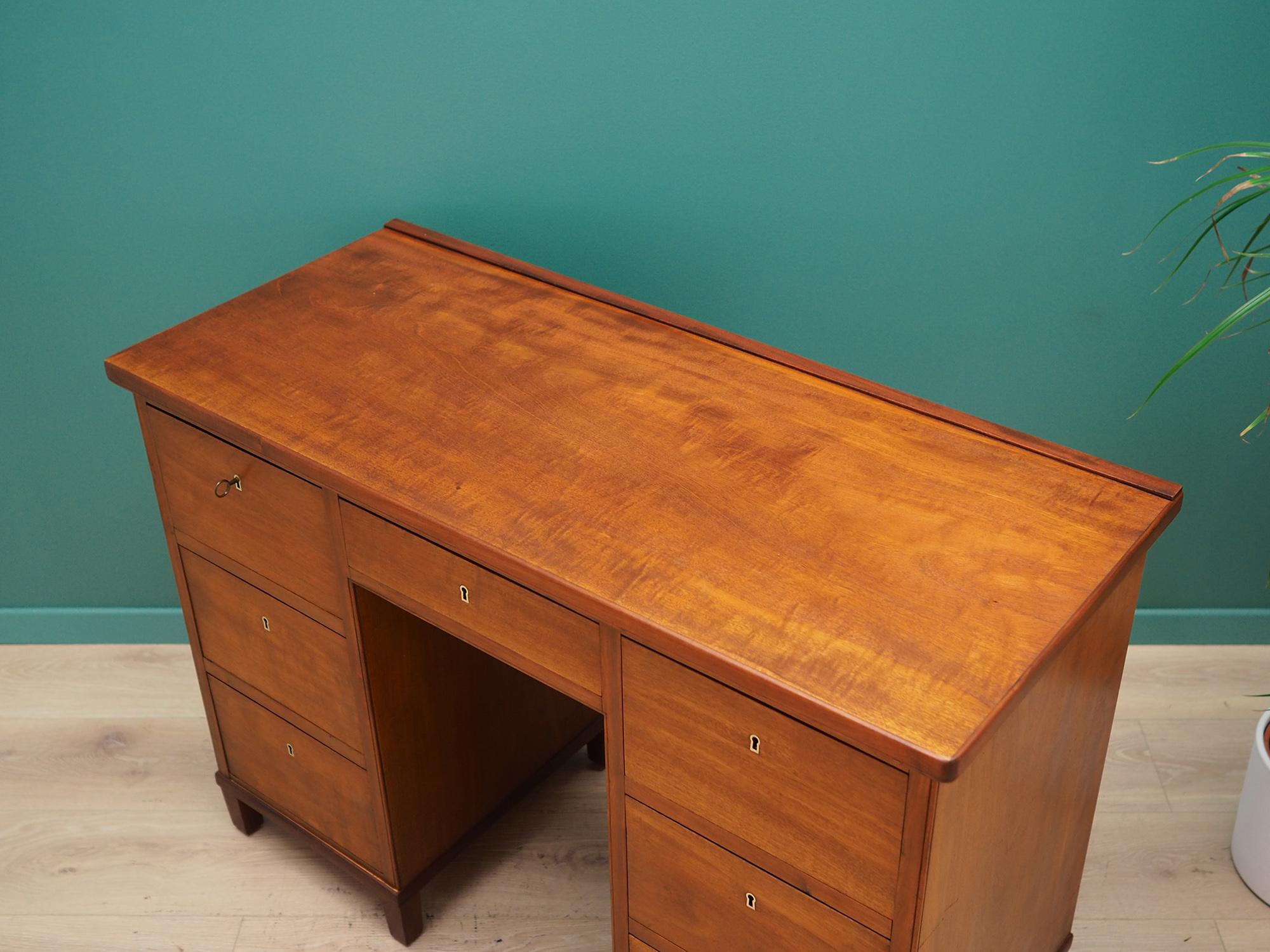 Vintage Writing Desk 1960s-1970s Danish Design For Sale 2