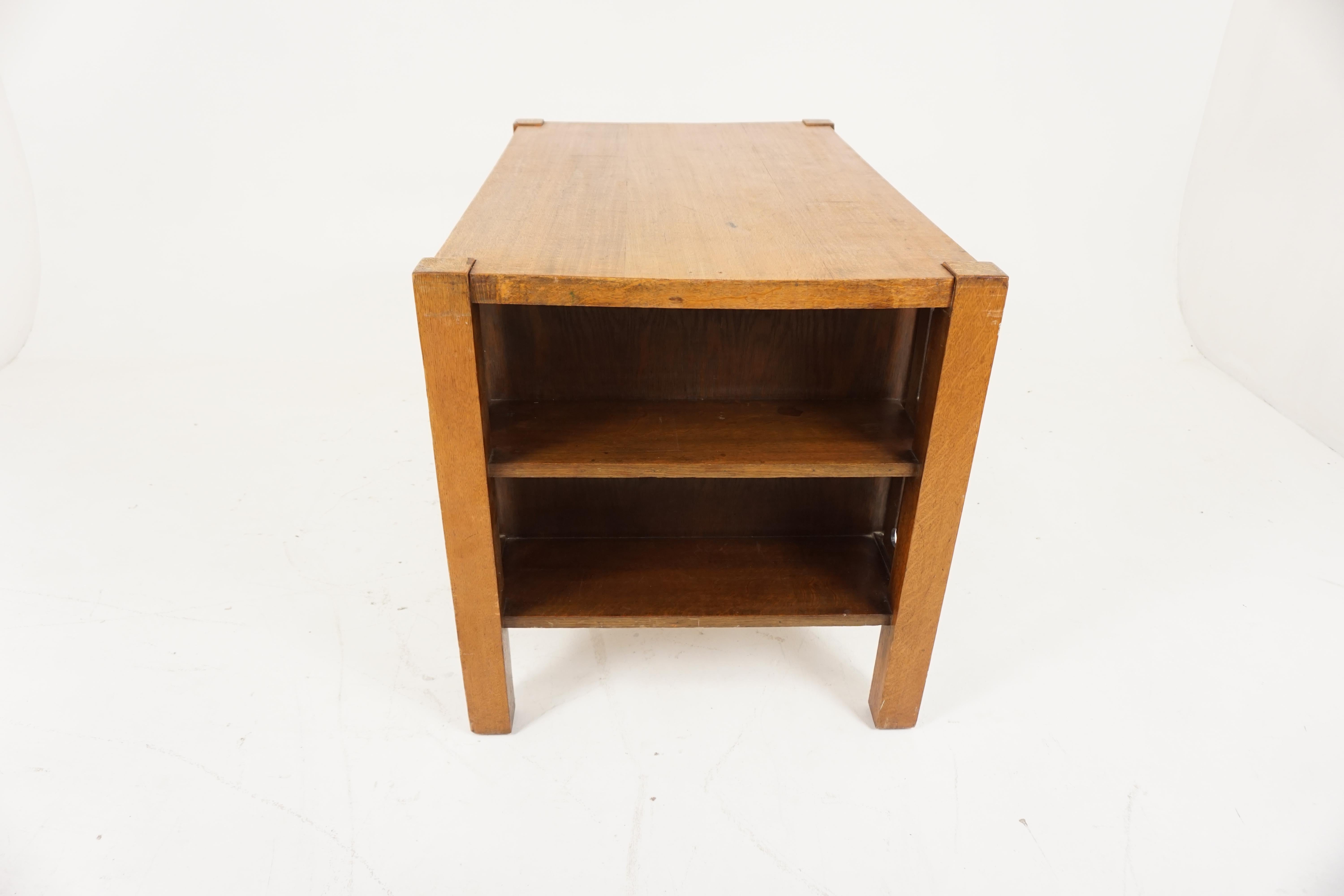 Early 20th Century Vintage Writing Desk Oak Arts+Crafts Mission Library Table, American 1920 B2076