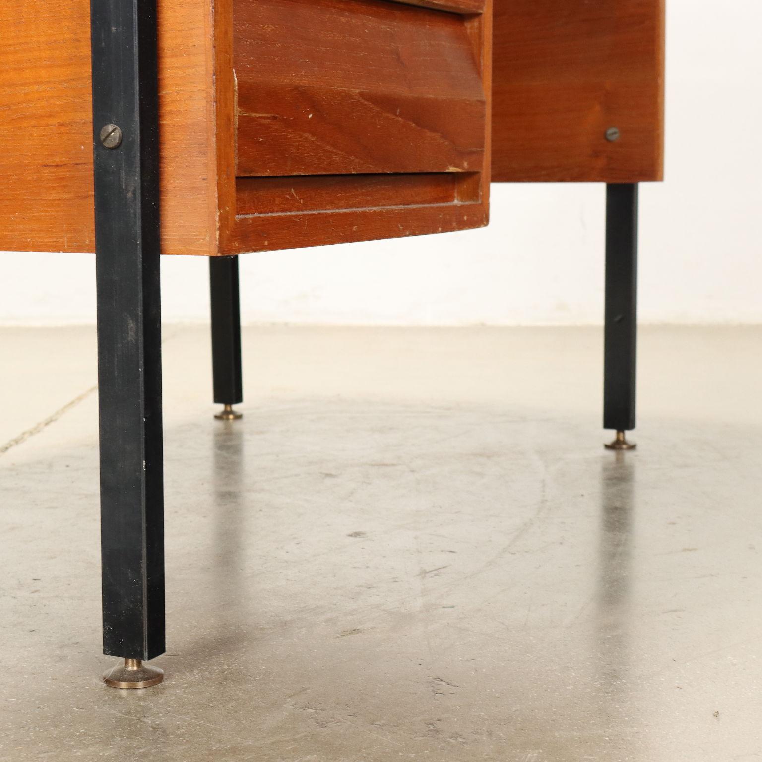 Vintage Writing Desk Teak Veneer, Italy, 1960s In Good Condition In Milano, IT