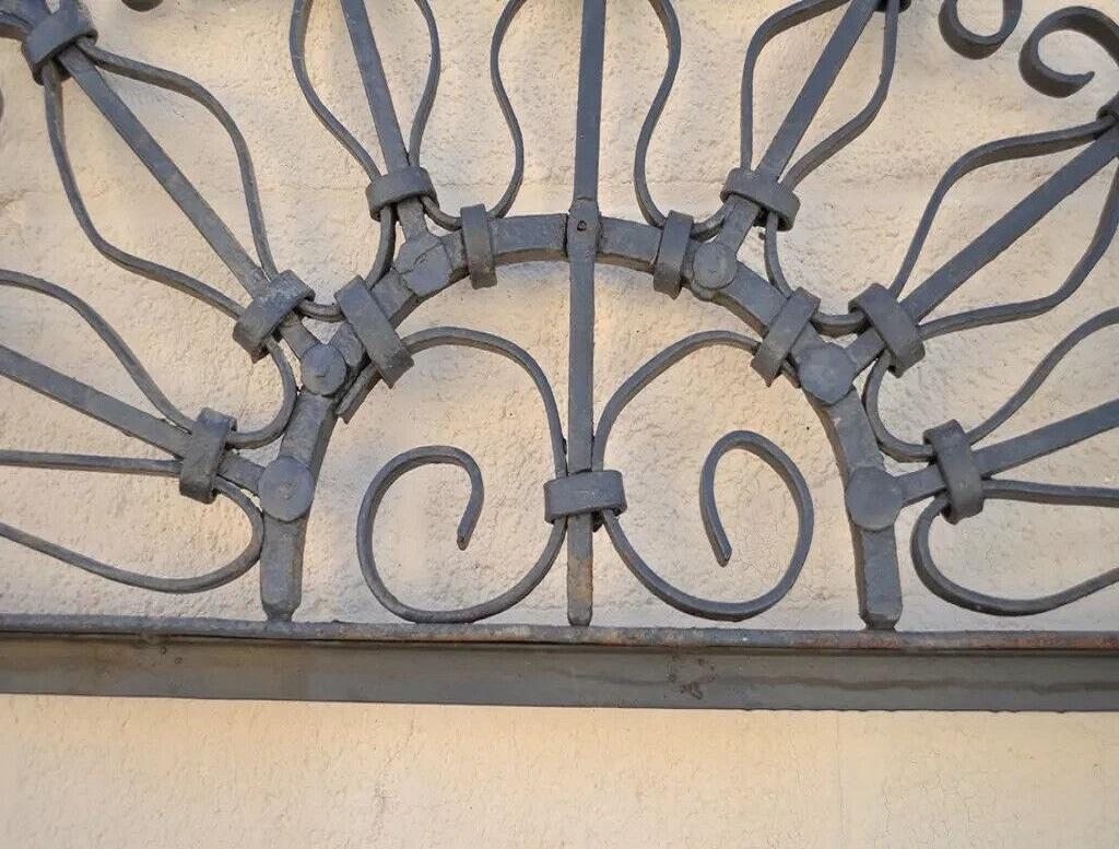 Vintage Arch Top 7,5' pleine longueur miroir cadre de jardin en fer forgé en vente 1