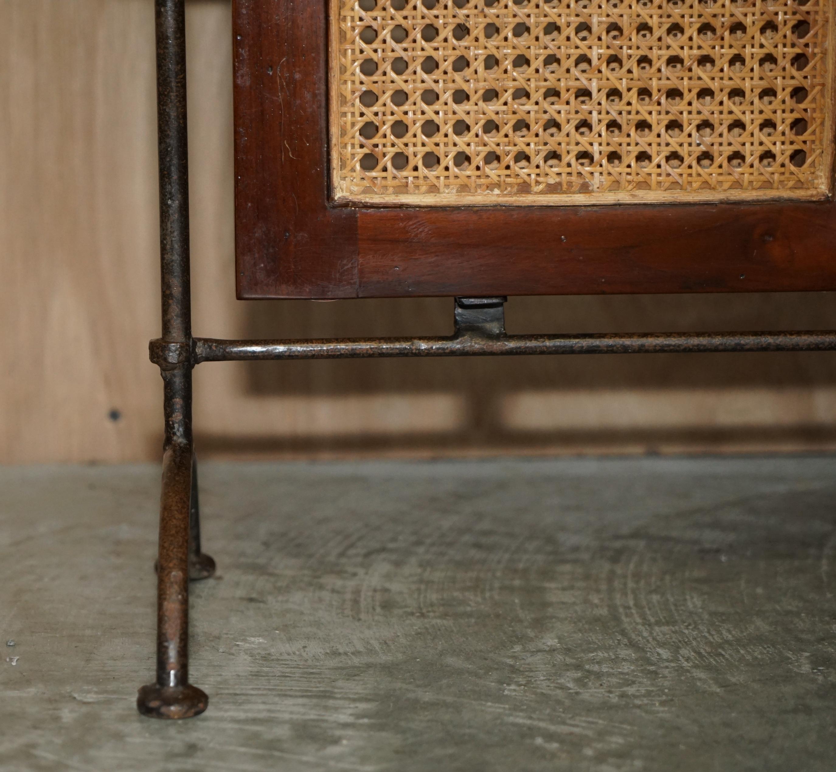 Vintage Wrought Iron, Bergere & Hardwood Triple Panel Room Divider For Sale 8