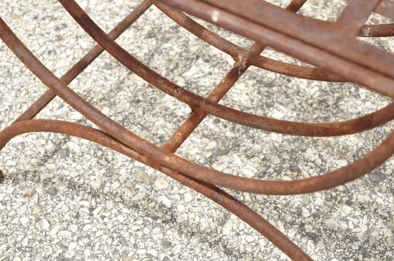 Vintage Wrought Iron Curule Bench Scrolling Rusty Metal Bench X - Frame In Distressed Condition In Philadelphia, PA