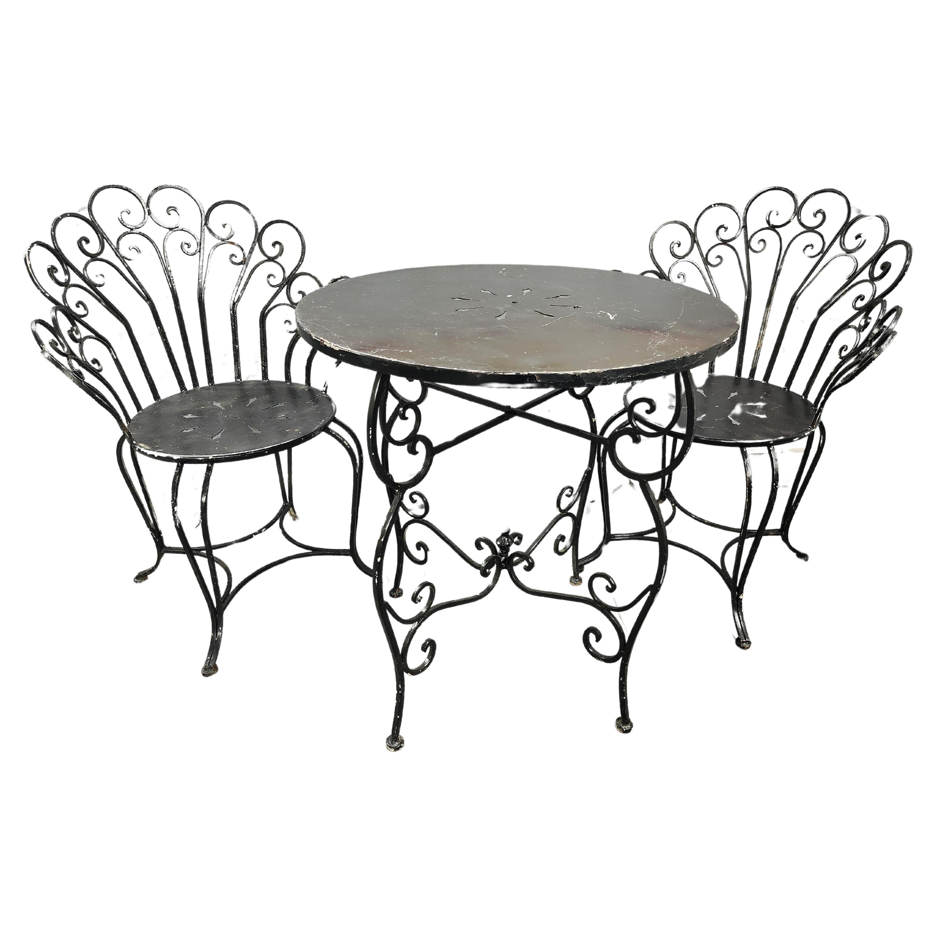 Vintage Wrought Iron Dorothy Draper Bistro Set For Sale