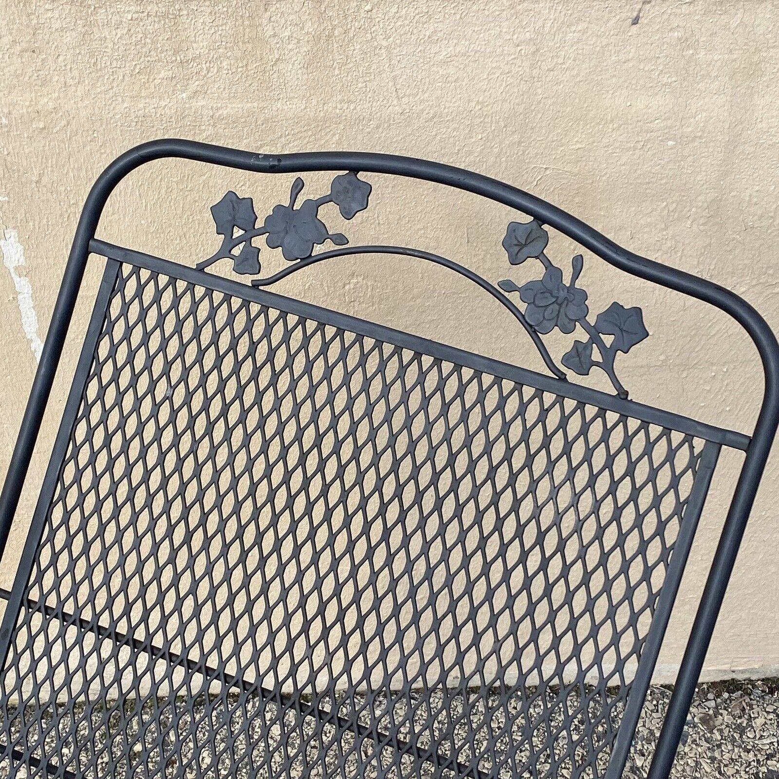 Vintage Wrought Iron Flower Pattern Adjustable Garden Patio Chaise Lounge Chair In Good Condition For Sale In Philadelphia, PA