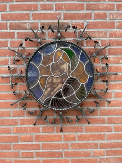 Apparecchio da parete d'epoca in ferro battuto con vetro al piombo, Madonna & Child