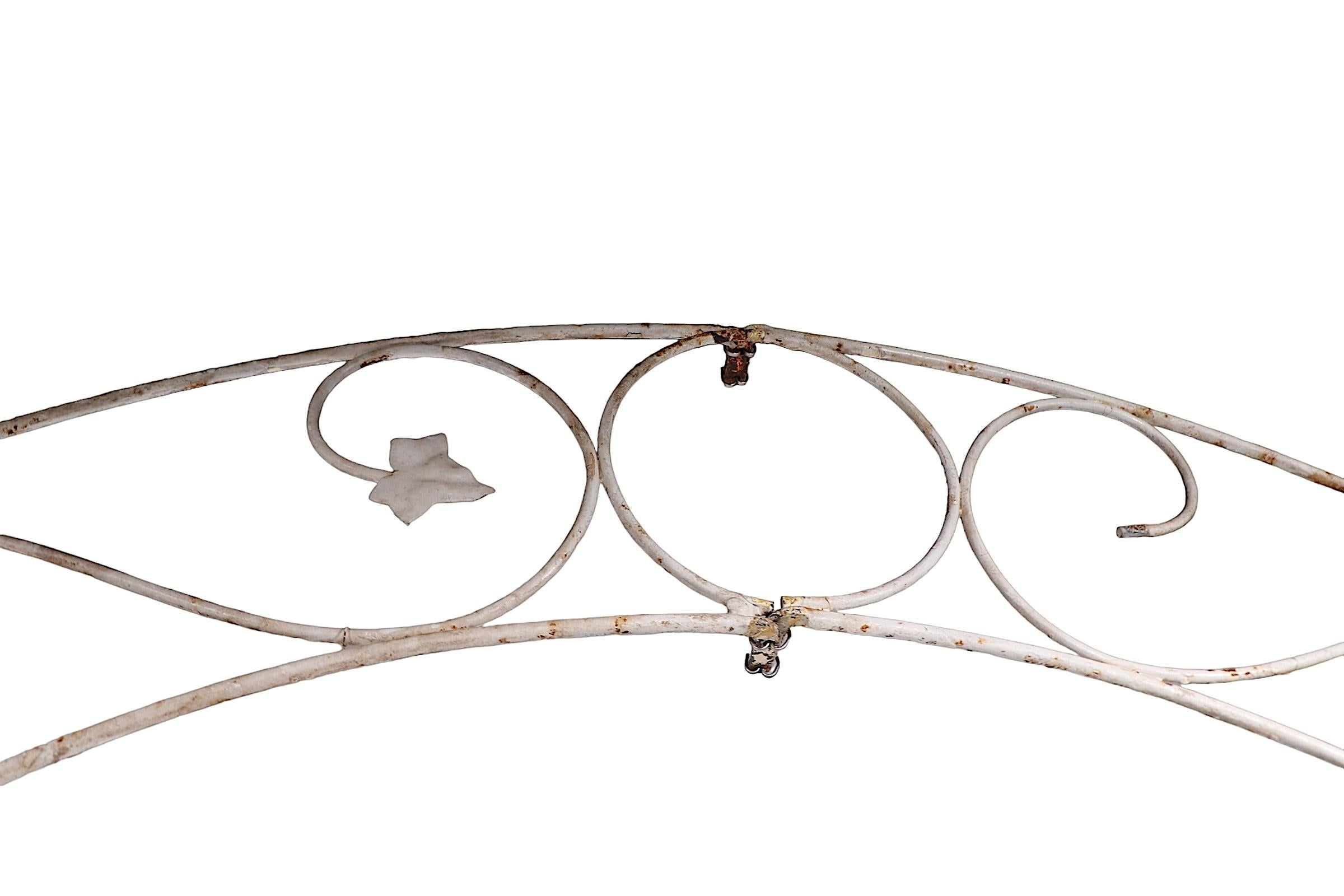 Arco de boda de hierro forjado vintage en Bueno estado para la venta en New York, NY