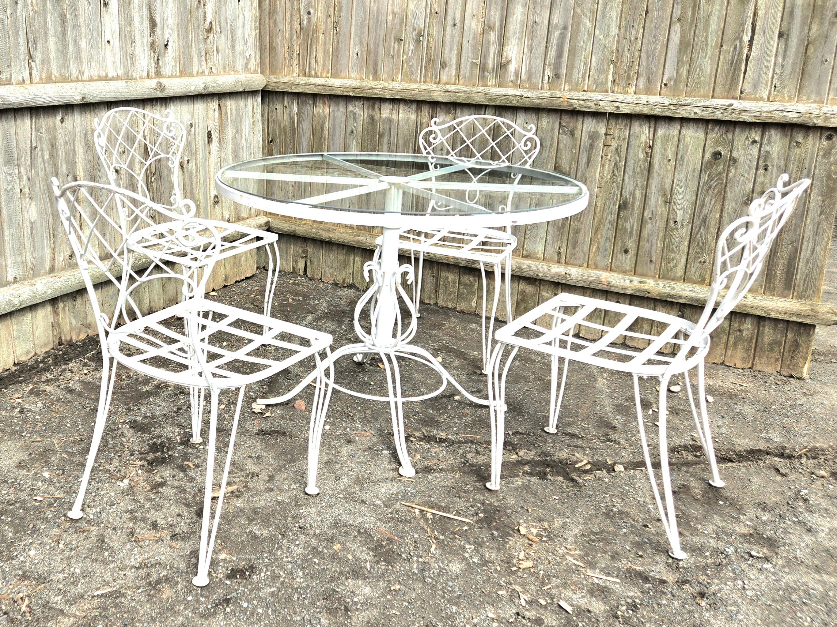Mid-20th Century Vintage Wrought Iron Outdoor Patio Dining Set For Sale