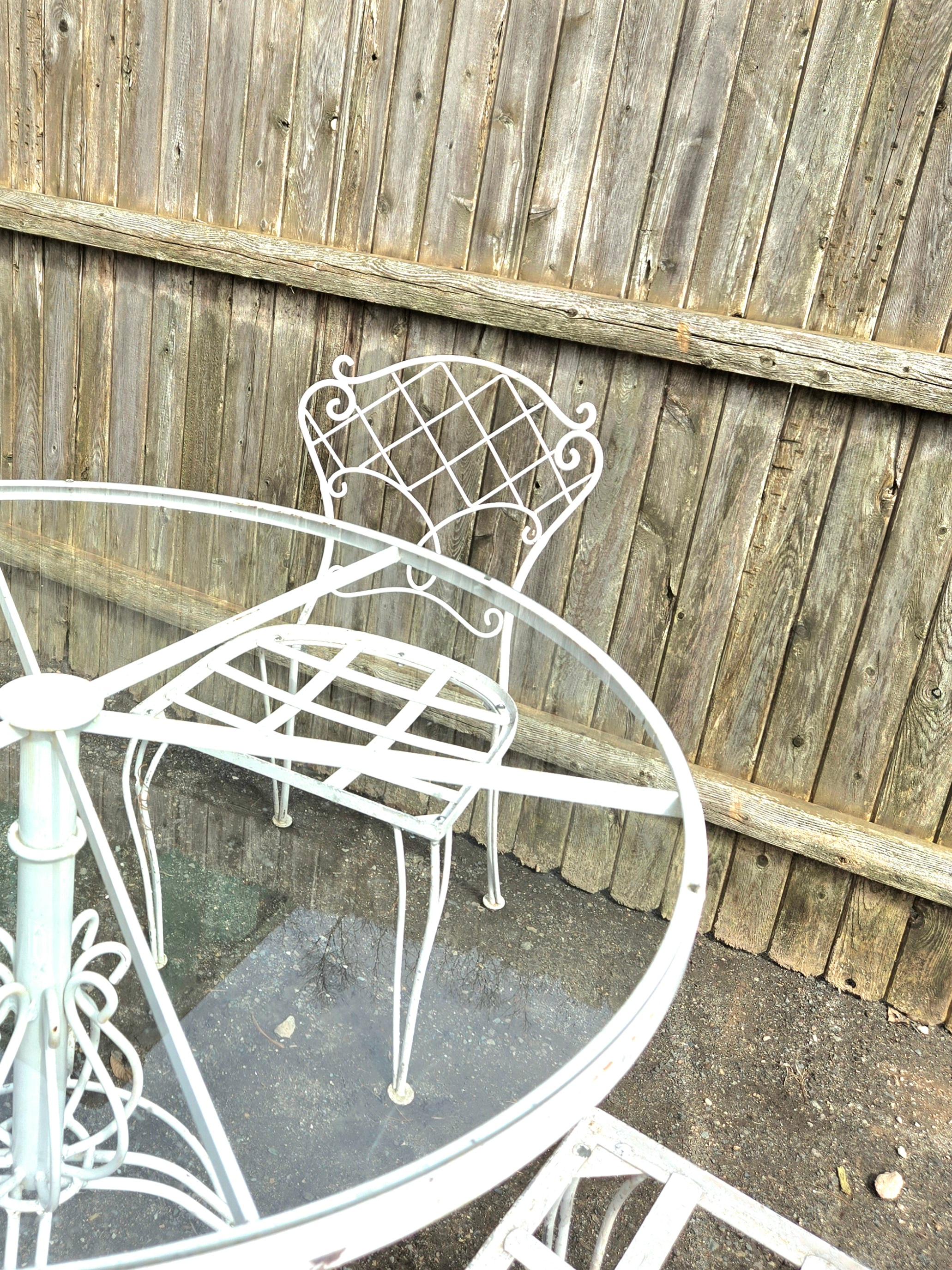 Vintage Wrought Iron Outdoor Patio Dining Set For Sale 5