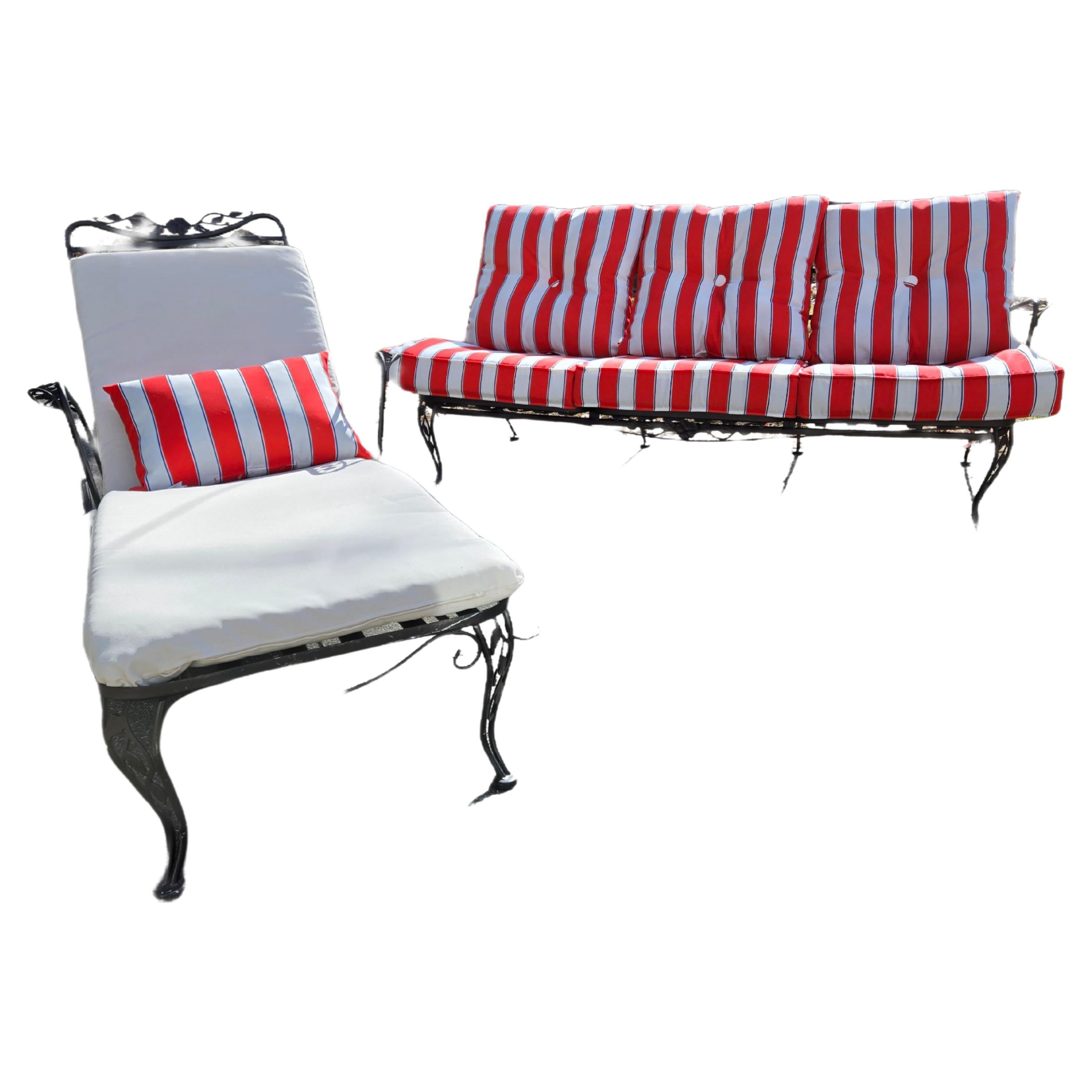 Vintage Schmiedeeisen Outdoor Patio Sitzgelegenheiten im Angebot