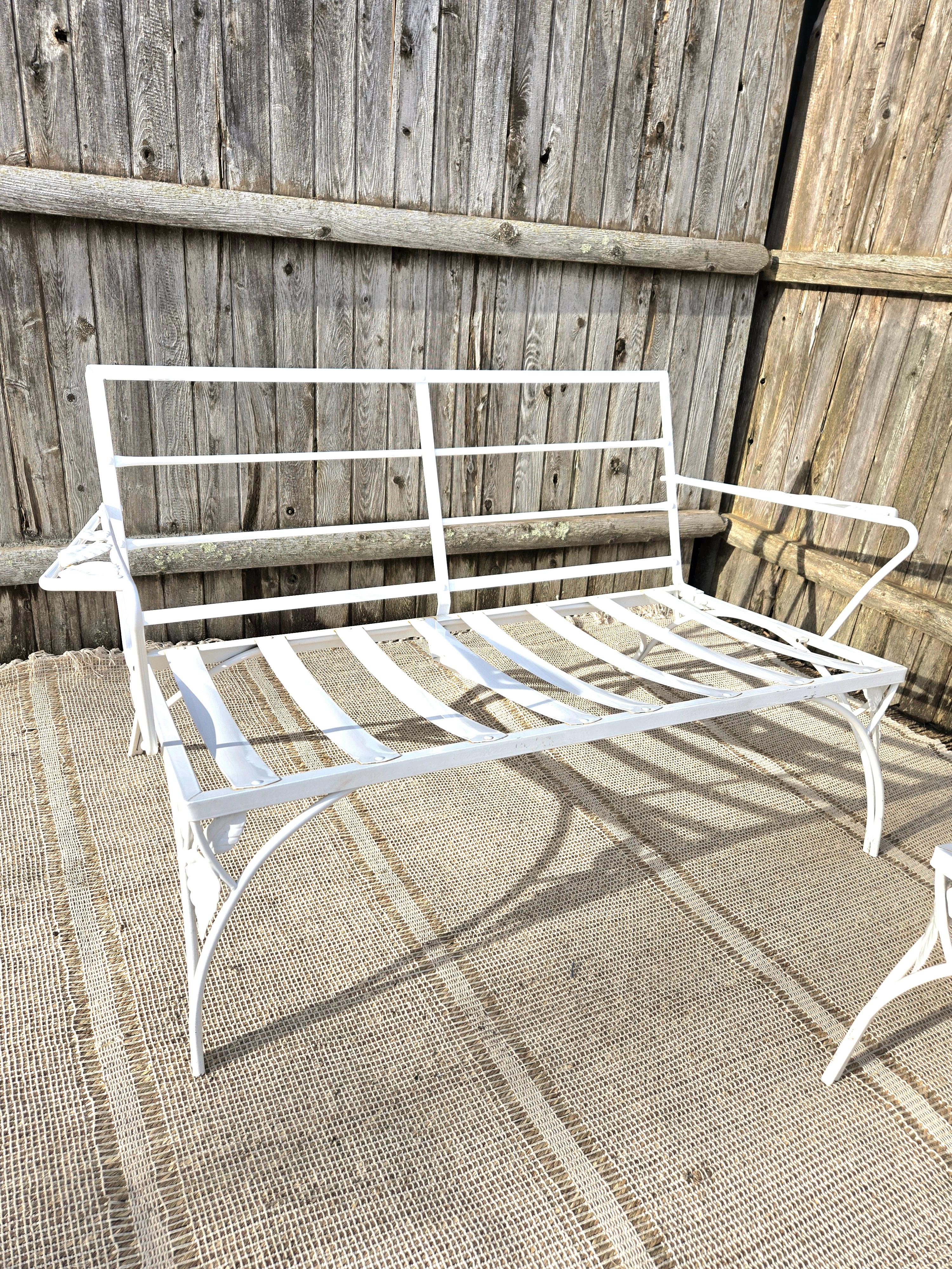 Vintage Wrought Iron Outdoor Seating  For Sale 2