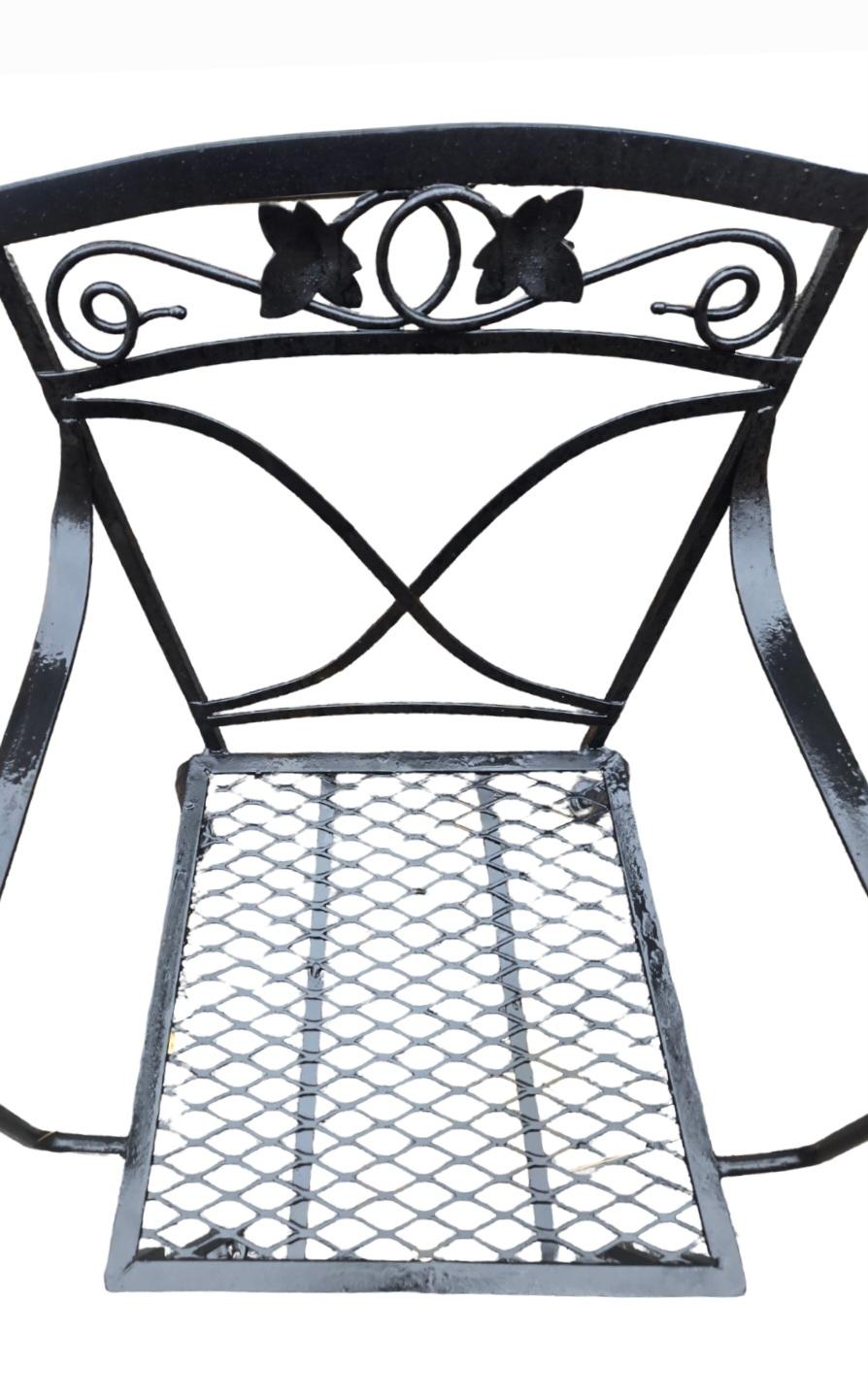Cuscini per sedie da giardino in ferro battuto vintage in vendita 4