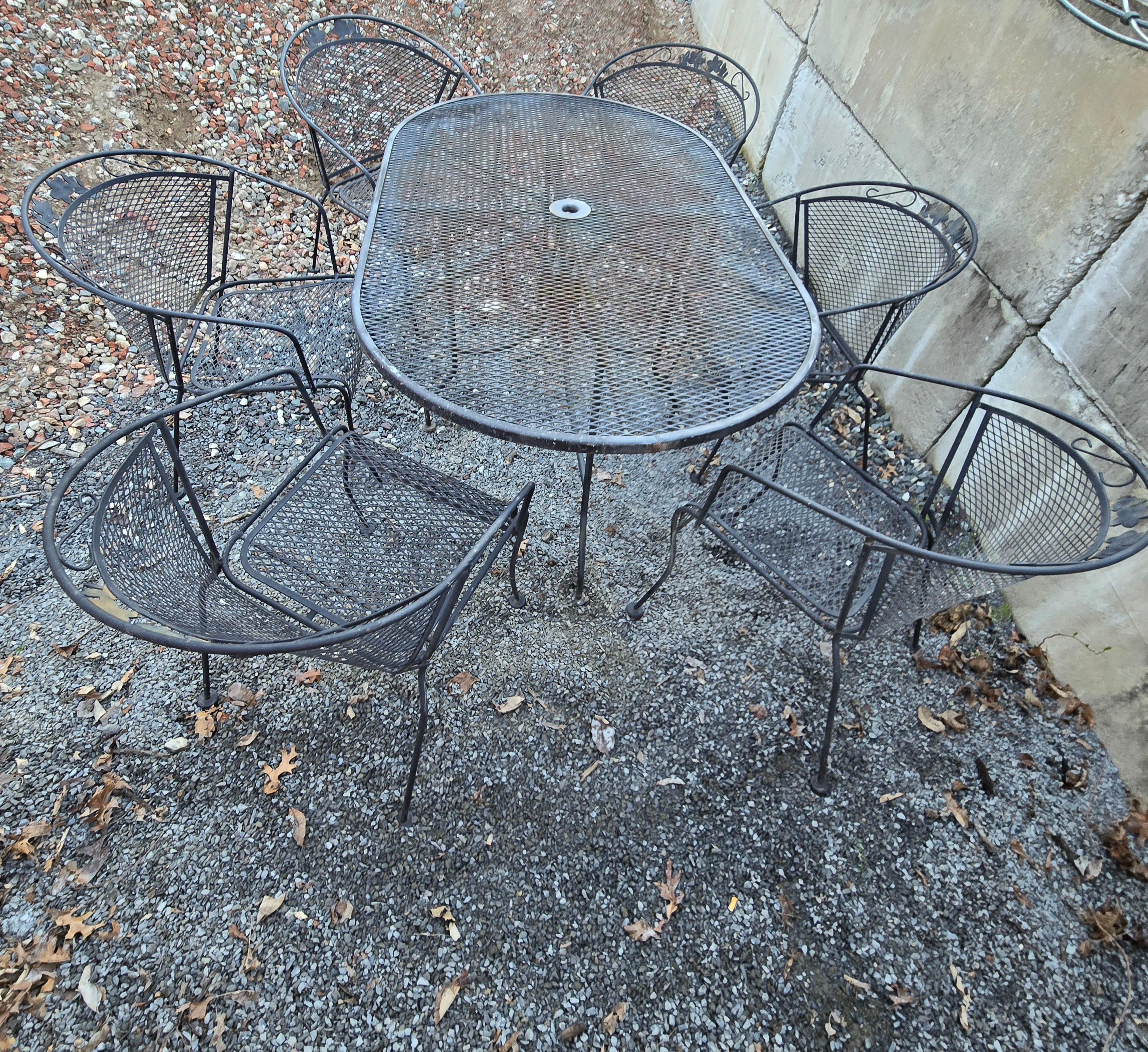 Vintage Wrought Iron Patio Chairs A Set of 6 For Sale 4