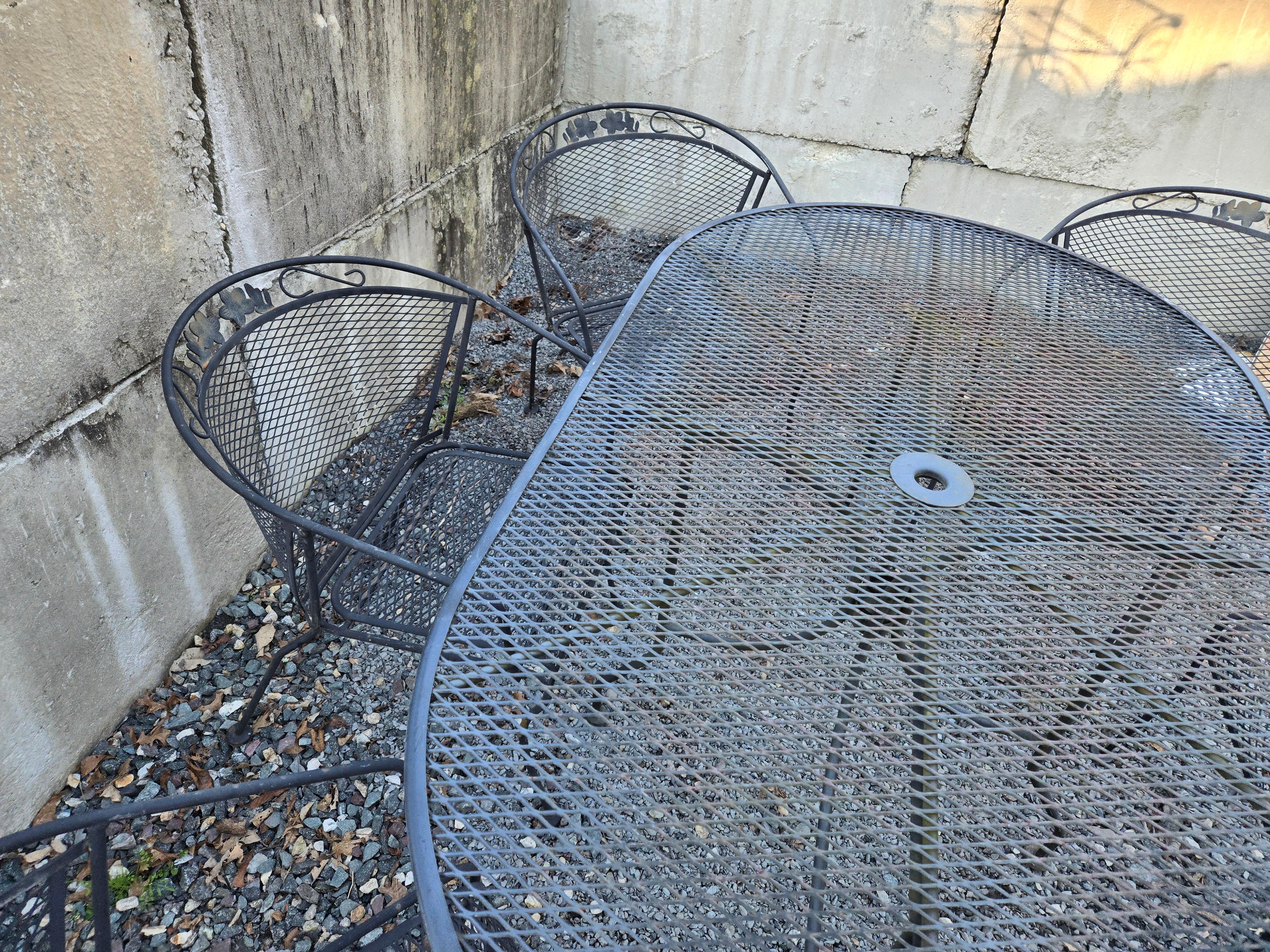 Vintage Wrought Iron Patio Chairs A Set of 6 For Sale 1