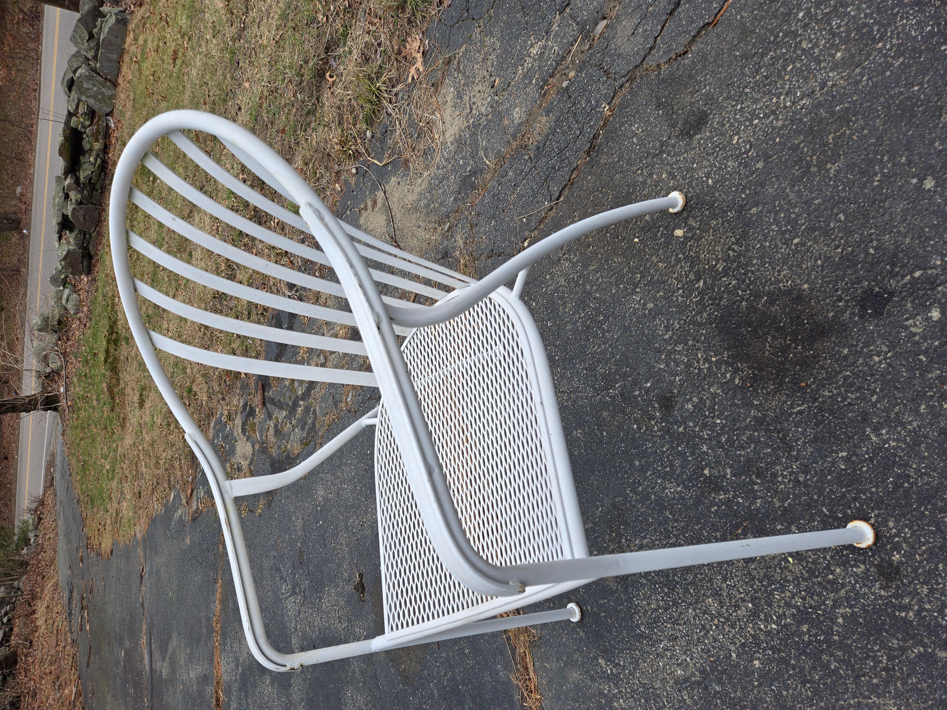 Vintage Wrought Iron Patio Chairs In Good Condition For Sale In Cumberland, RI