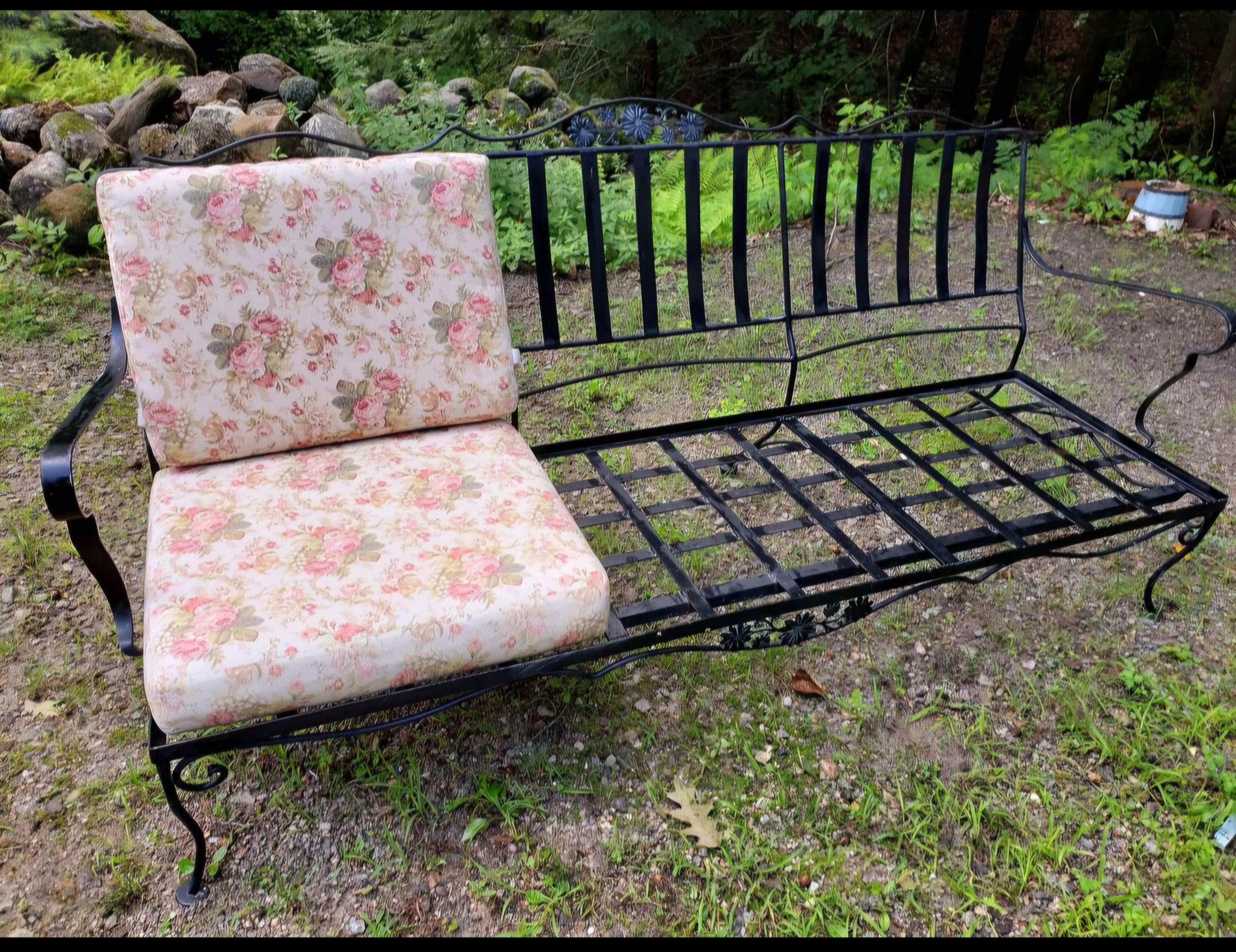 20ième siècle Meubles de terrasse en fer forgé vintage en vente