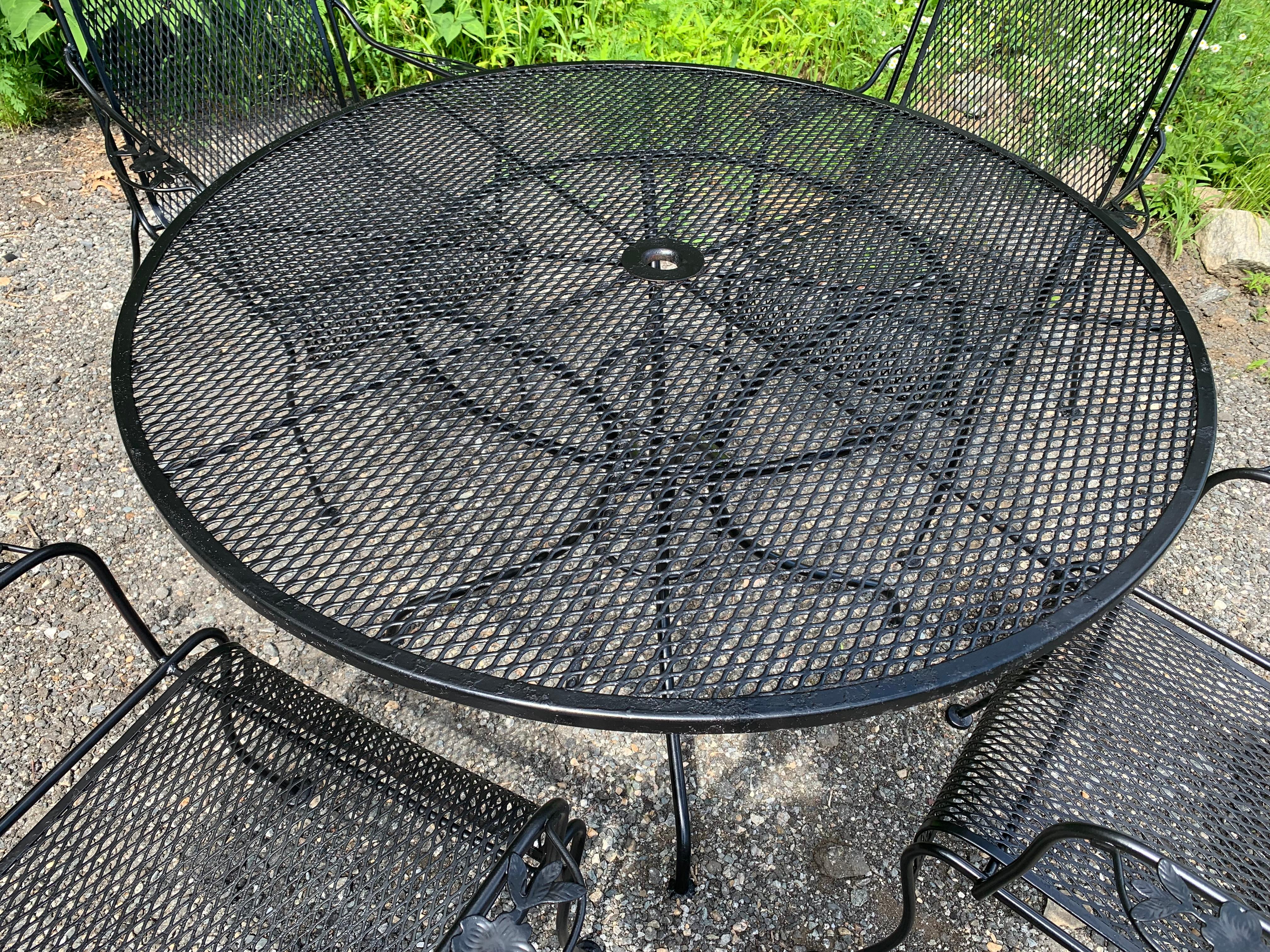 Metal Vintage Wrought Iron Seating, Set of 4 Chairs and Table For Sale