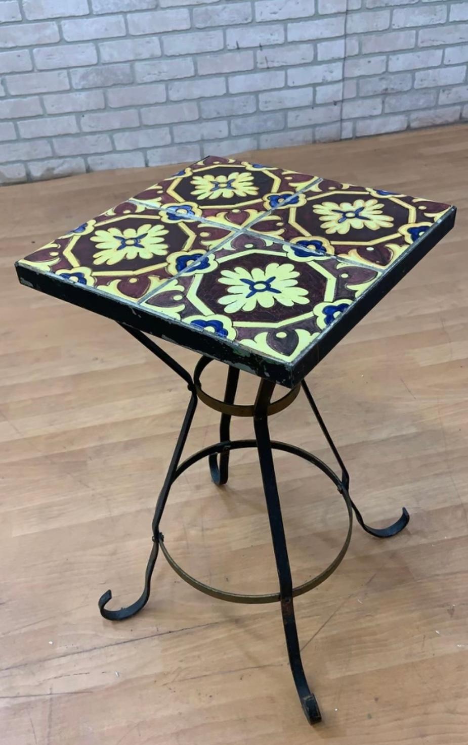 Vintage Wrought Iron Tile Top Accent Table In Good Condition For Sale In Chicago, IL