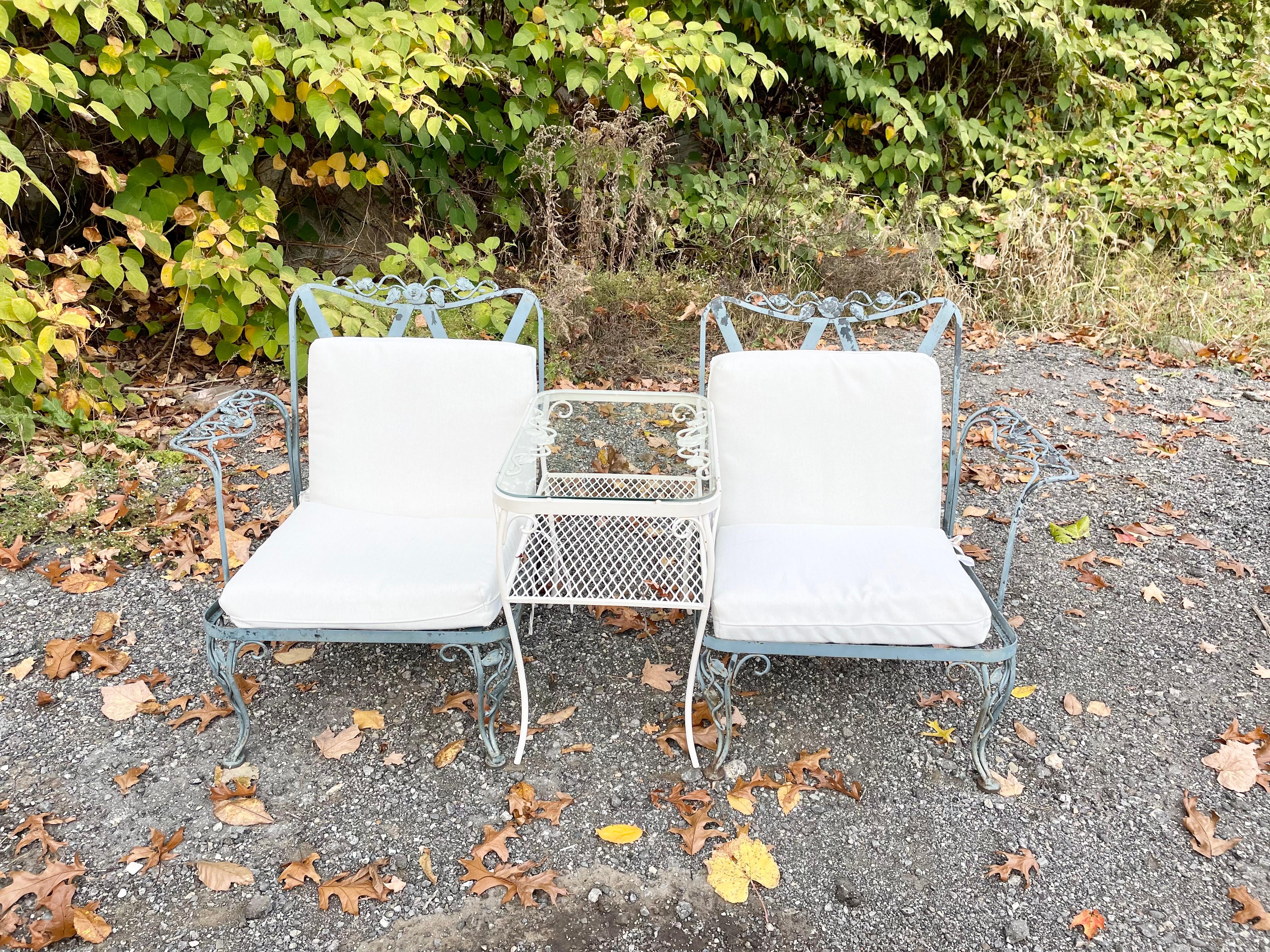 Vintage Wrought Iron Woodard Chantilly Rose Tete-a-tete Style Loveseat For Sale 5