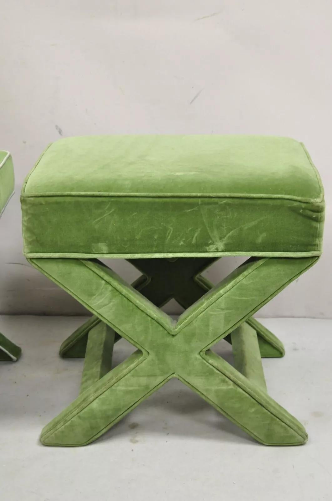 Vintage X-Base Billy Baldwin Style Green Upholstered Bench Stools - Similar Pair In Good Condition For Sale In Philadelphia, PA