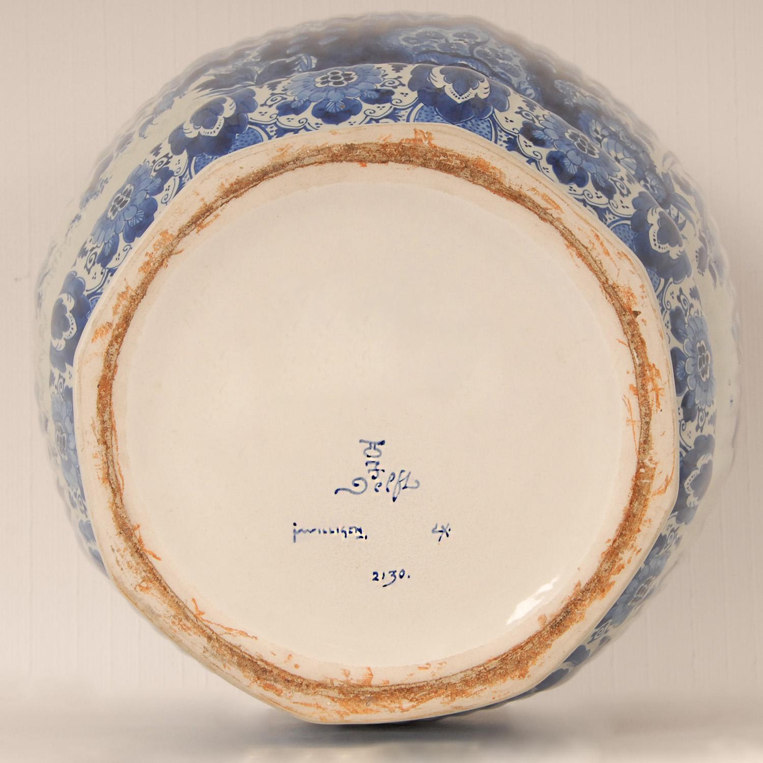 Vintage XL Delft Vase Royal Delft Covered Jar Blue White Delftware Chinoiserie 3