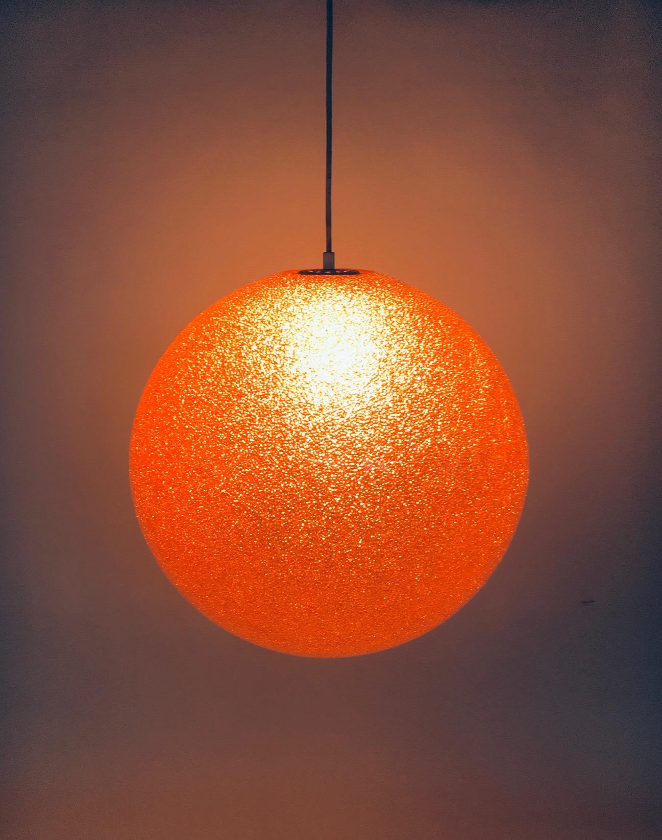 Vintage XL Spherical Orange Resin Pendant Lamp, Italy 1960's In Good Condition In Oud-Turnhout, VAN