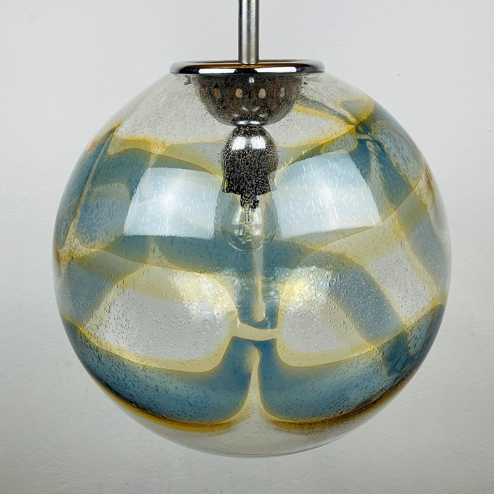 Mid-Century Modern Vintage Xl Swirled Murano Glass Pendant Lamp by Vistosi Italy, 1970s For Sale