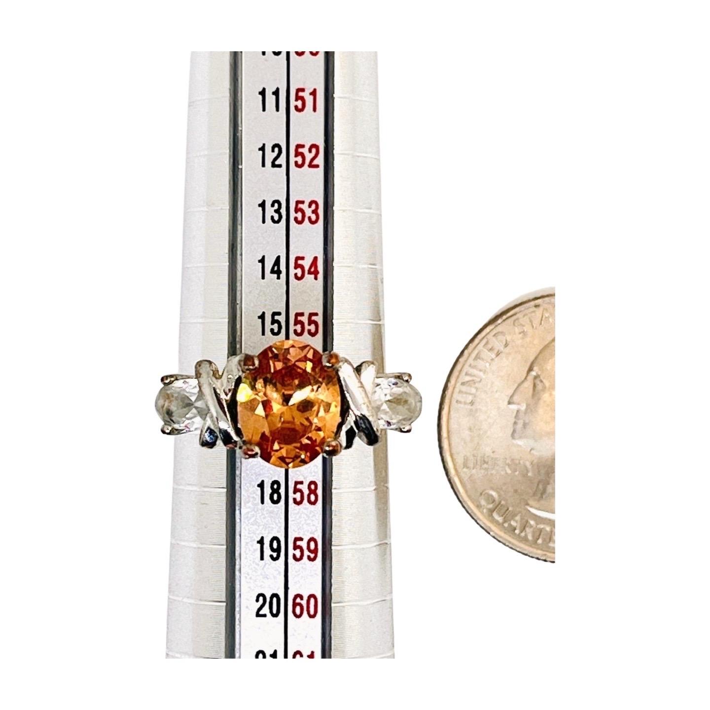 Anello XO vintage in arancione caldo e CZ trasparenti, montatura Hug & Kiss in ottone, misura 7,25 in vendita 4