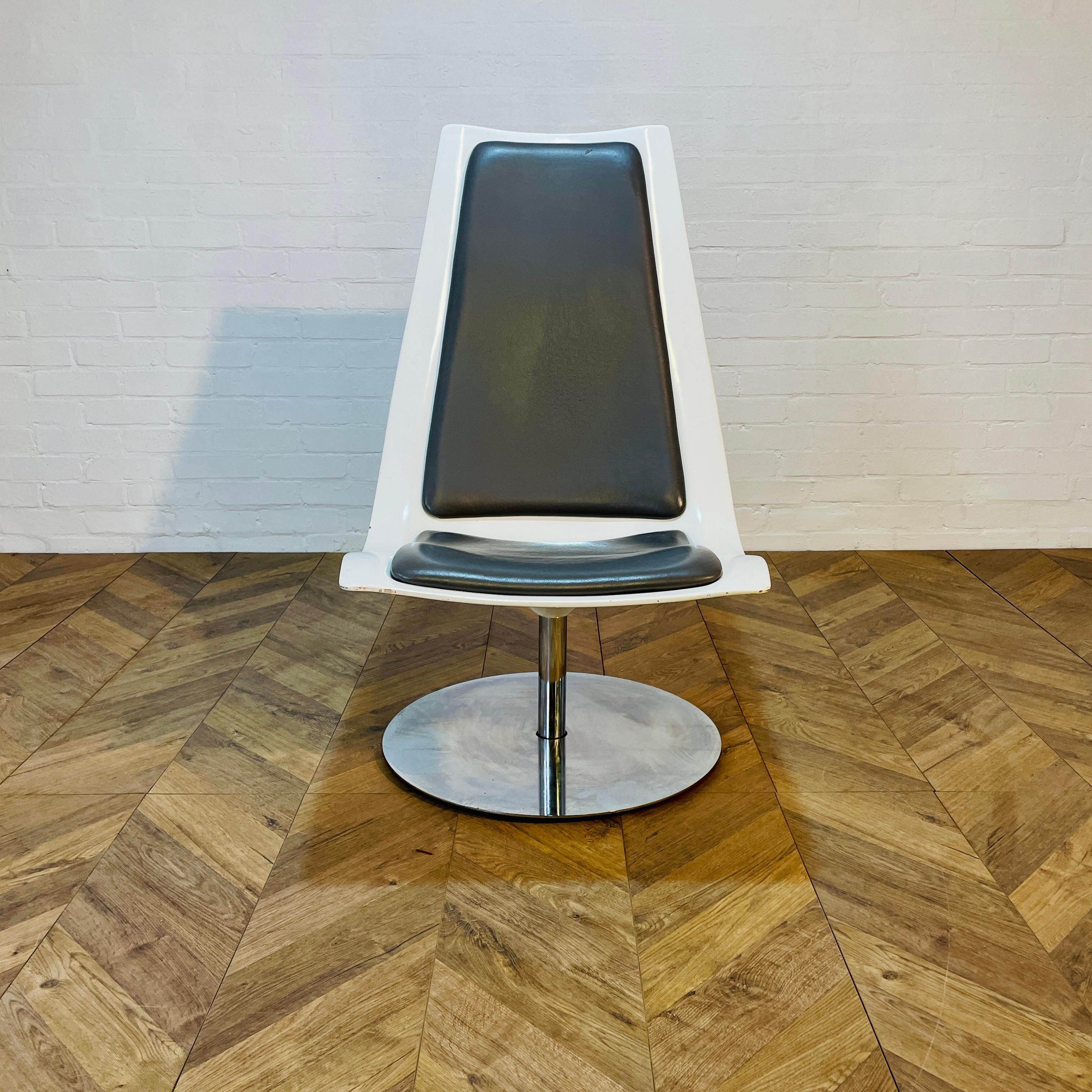 Mid-Century Modern Chaise pivotante XPO vintage par BO Concept sur base chromée en vente