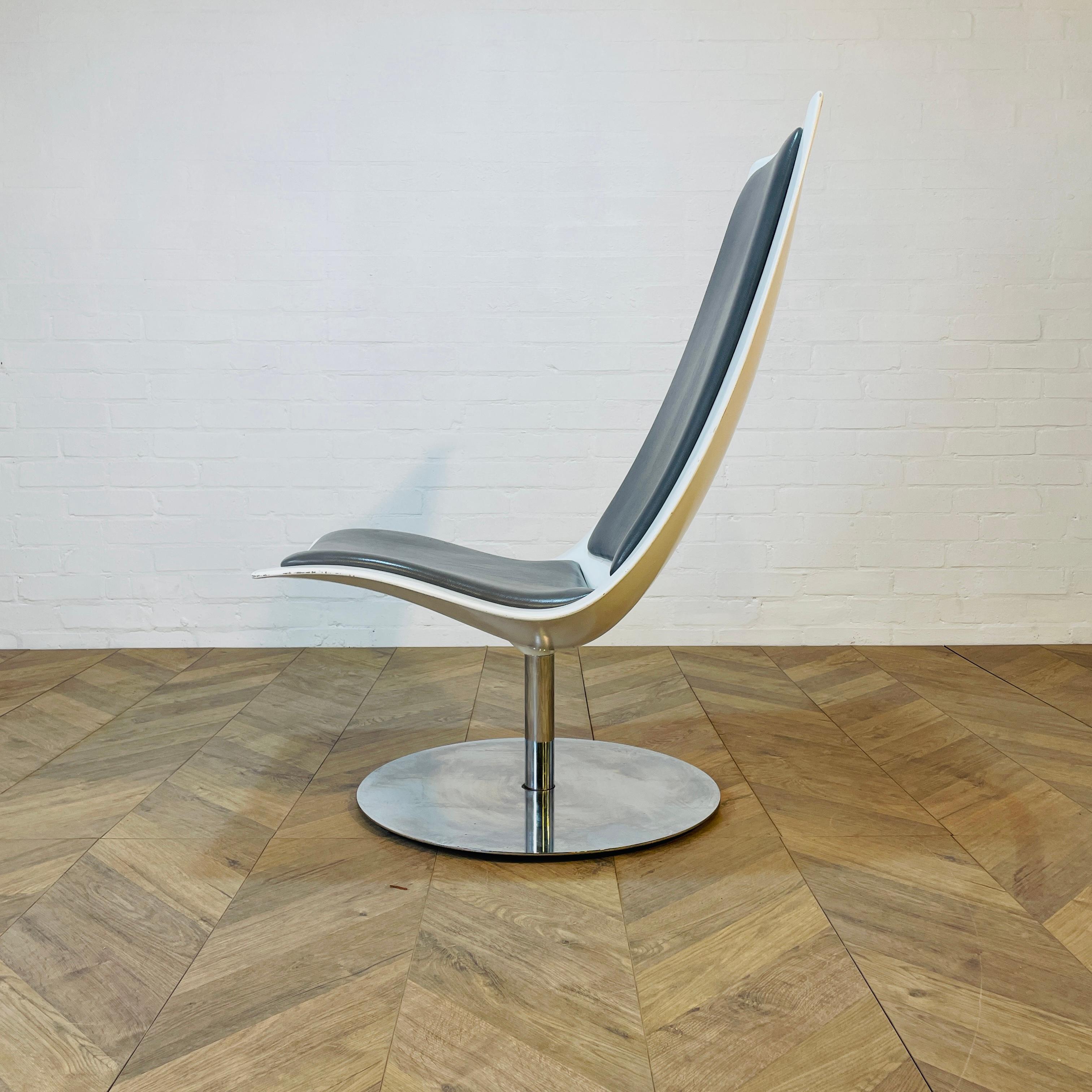 Vintage XPO Swivel Chair by BO Concept on Chrome Base For Sale 2