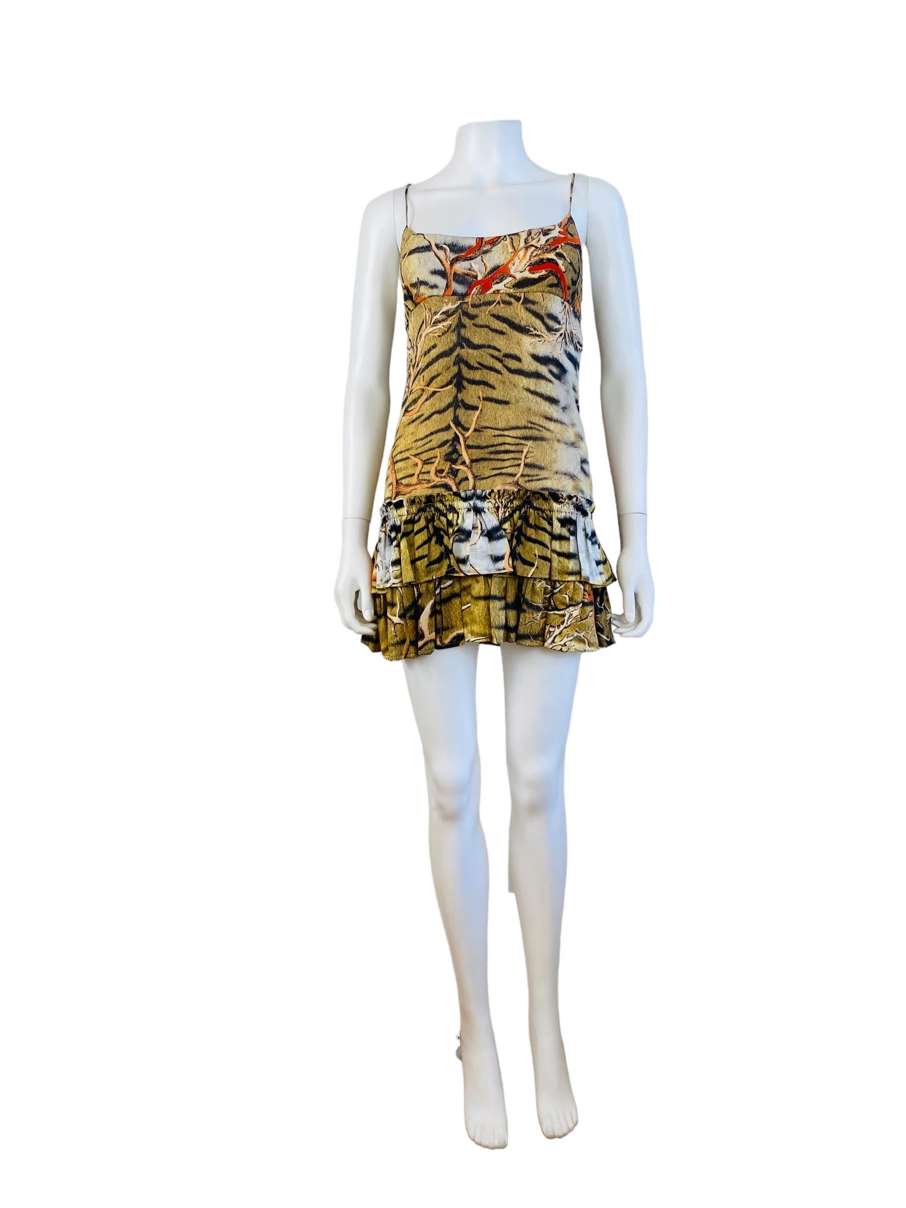 Vintage Y2k 2005 Roberto Cavalli Mini Silk Tiger + Coral Print Slip Dress Ruffle In Excellent Condition For Sale In Denver, CO