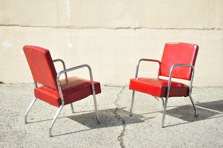 Vintage Yale Mfg. Co. tubular steel metal loveseat and pair lounge arm chair - 3pc Set. Item features (1) loveseat, (2) armchairs, original Red Naugahyde upholstery, very nice vintage set, quality American craftsmanship, great style and form. Circa