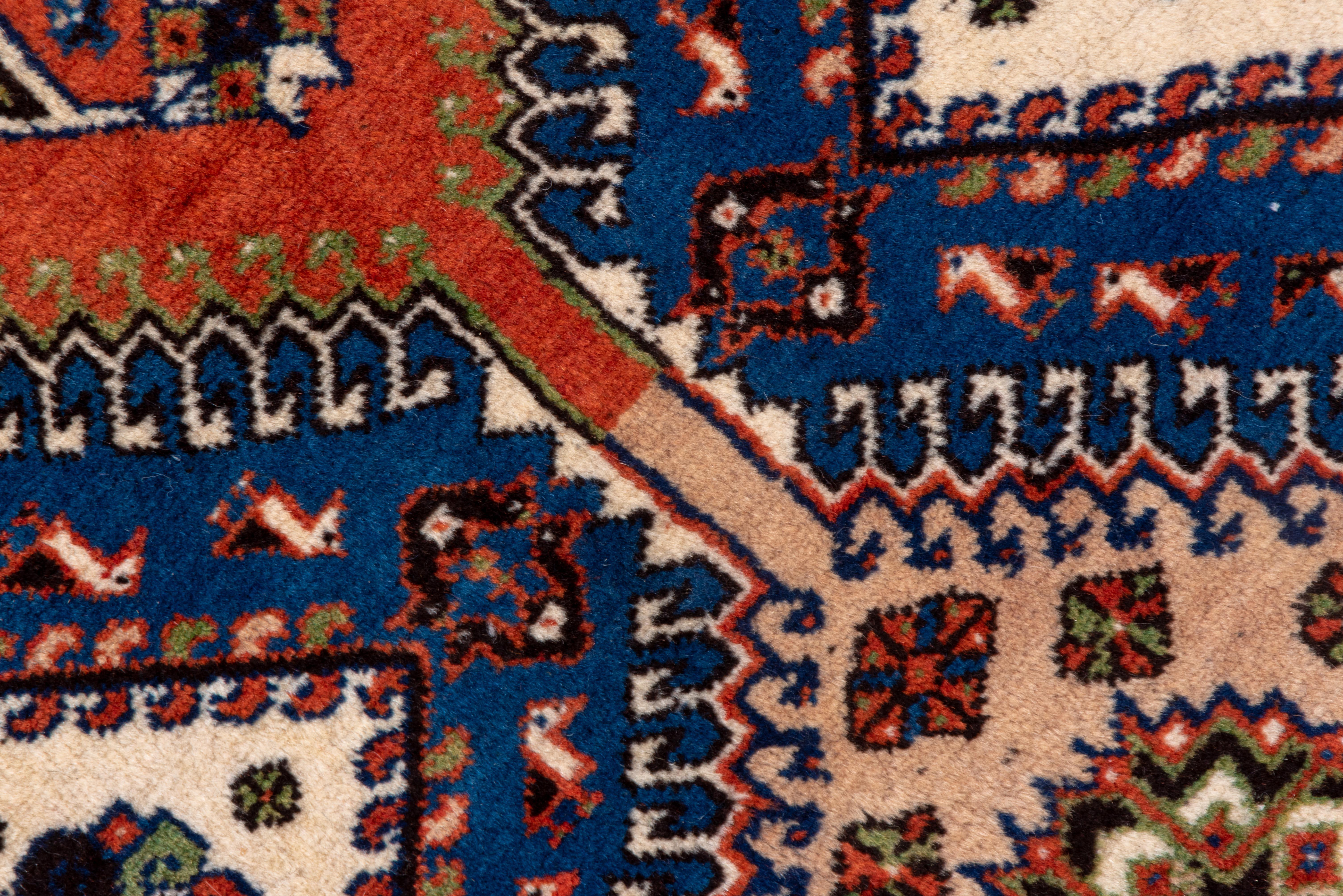 Vintage Yalemeh Rug Star Medallion Grid For Sale 1