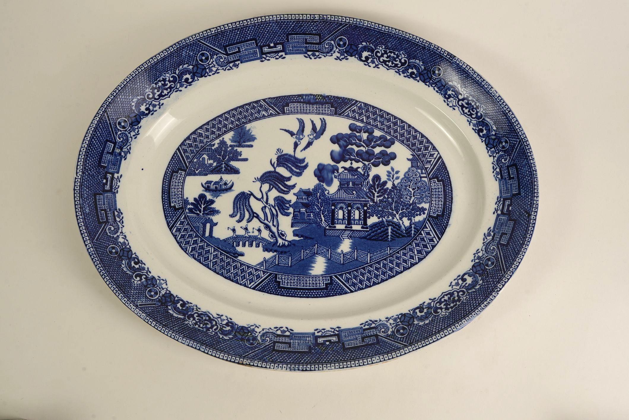 “Ye Olde Willow” Oval Serving Platter – Fenton, England im Angebot 3