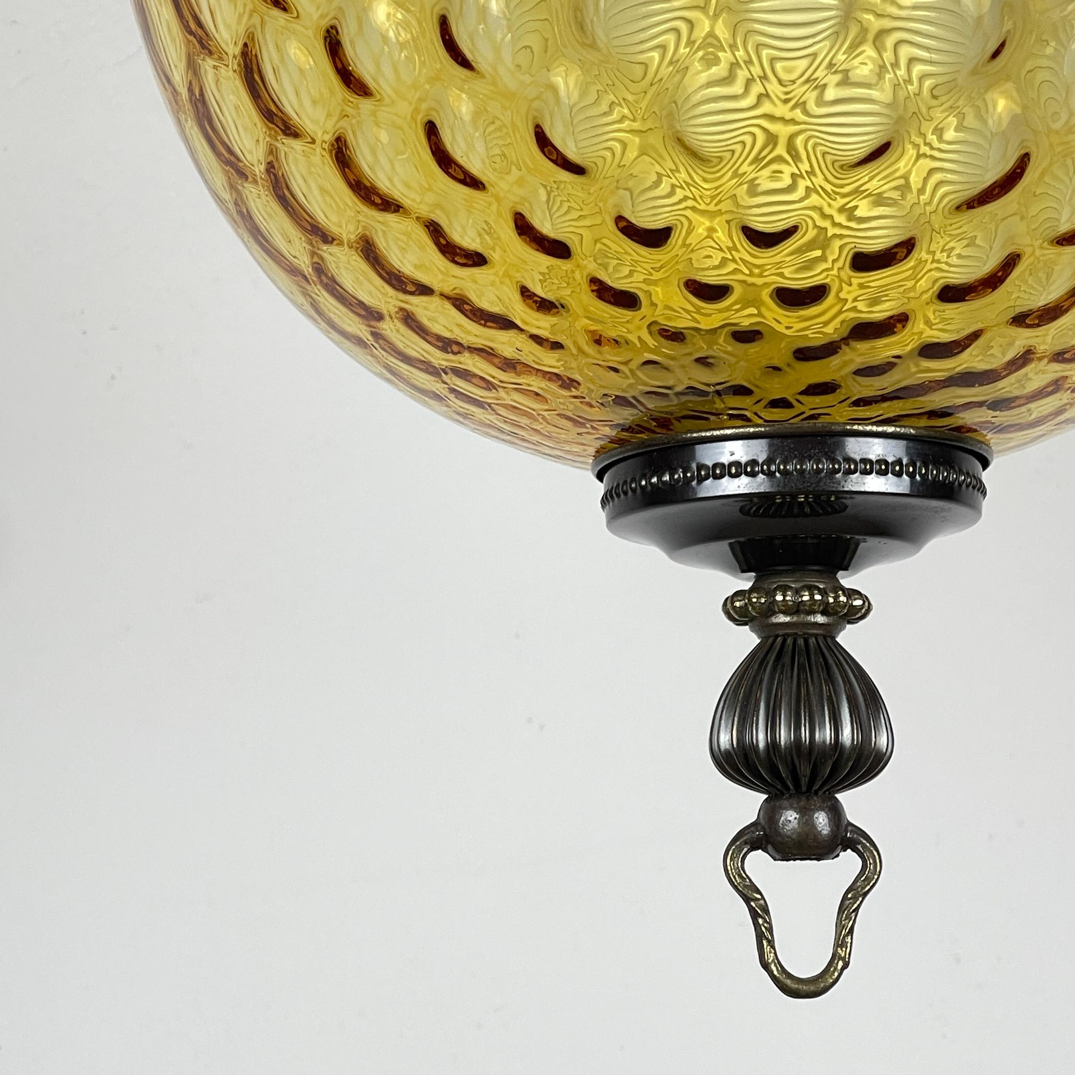 Vintage yelllow murano sphere ball pendant lamp Italy 1970s In Good Condition For Sale In Miklavž Pri Taboru, SI