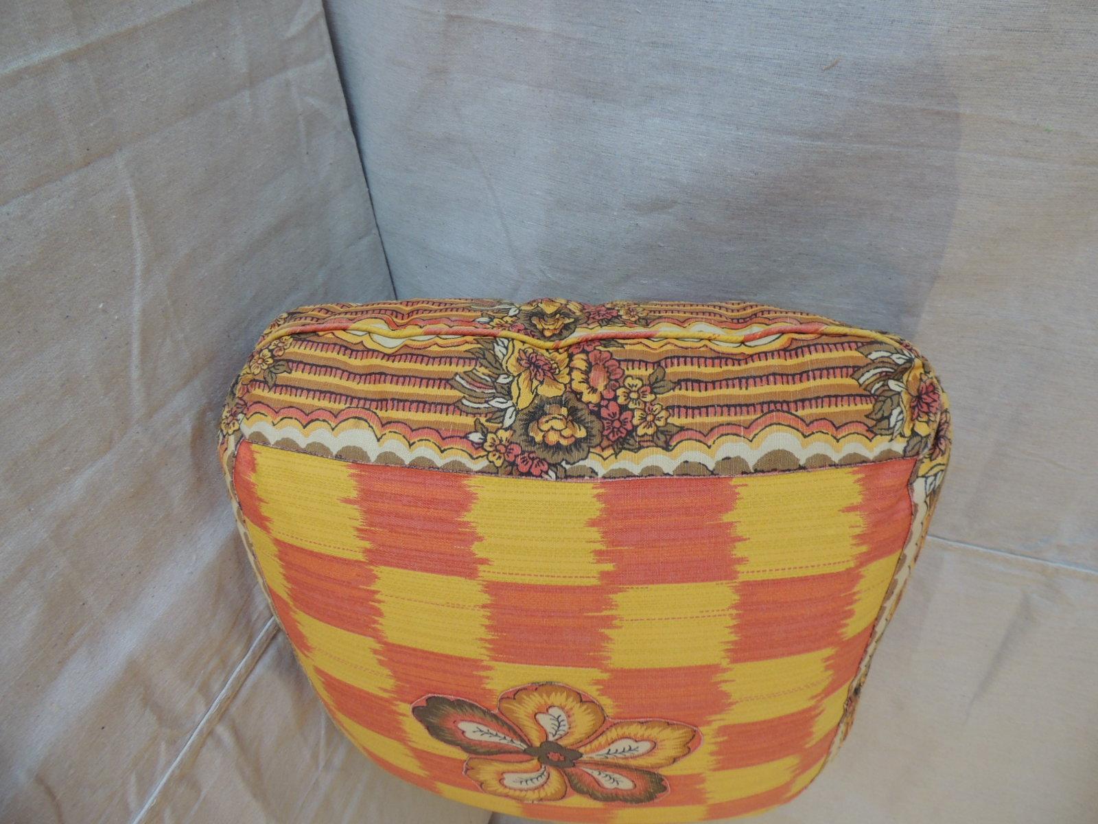 Vintage yellow and orange batik and Ikat decorative square pillow,
Double sided, self welt, Turkish corners and applique flowers in the center
of each pillow side.
100% down filled.
Size: 22