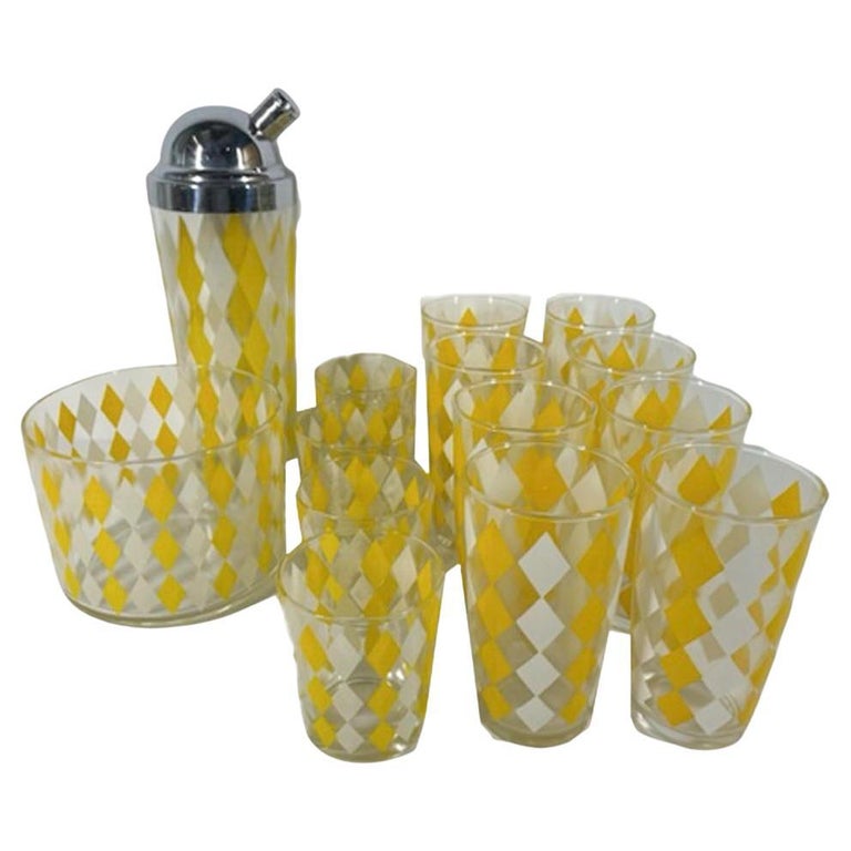 Vintage Yellow and White Diamonds Cocktail Shaker, Ice and Glasses Set For Sale at 1stDibs