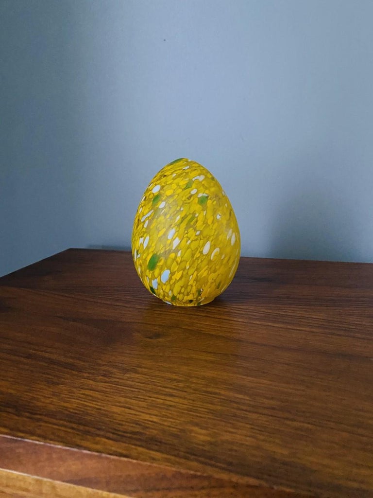 Vintage Yellow Art Glass Sculpture by Kosta Boda For Sale 2