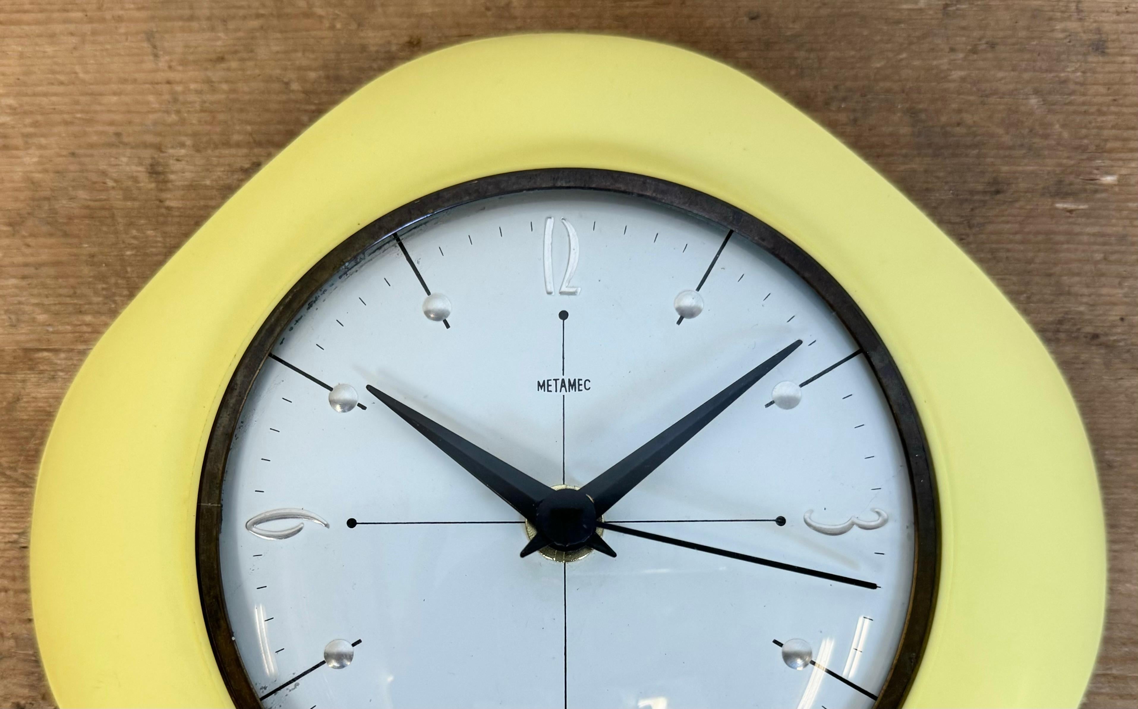 Vintage Yellow Bakelite Wall Clock from Metamec, 1970s For Sale 3