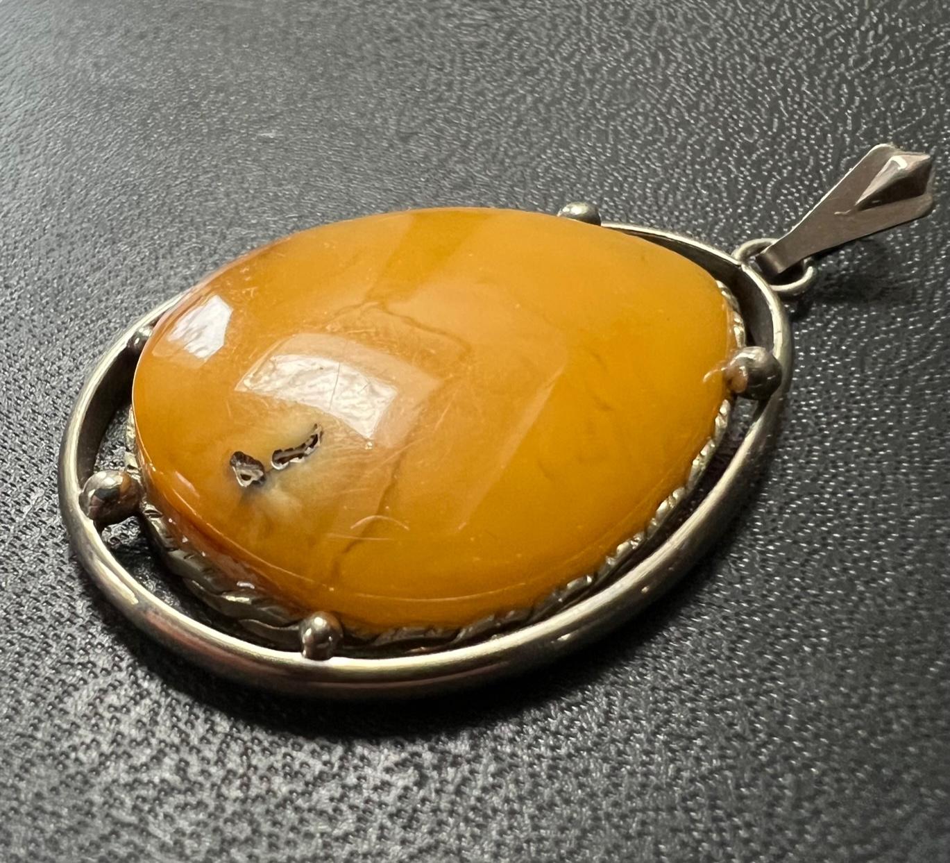 Arts and Crafts Vintage Yellow Baltic Amber Pendant from Latvia For Sale