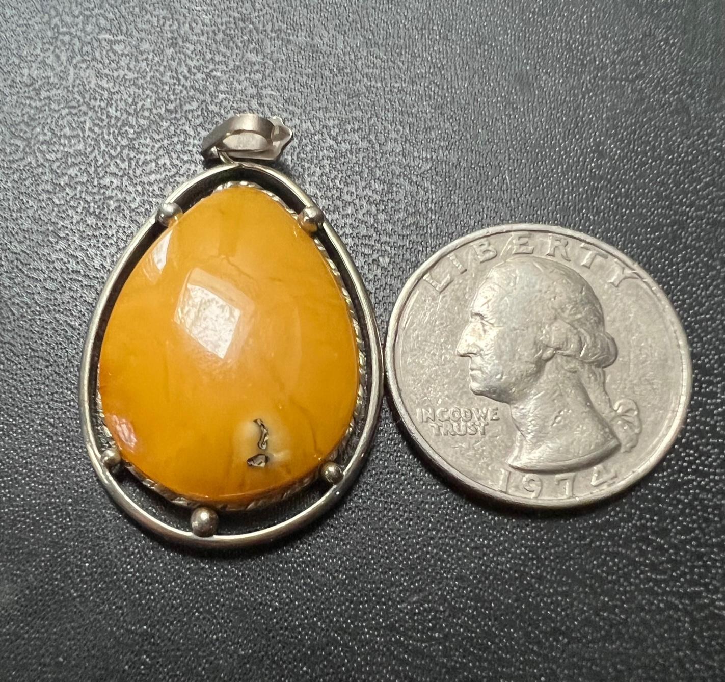 Vintage Yellow Baltic Amber Pendant from Latvia In Good Condition For Sale In Boulder, CO