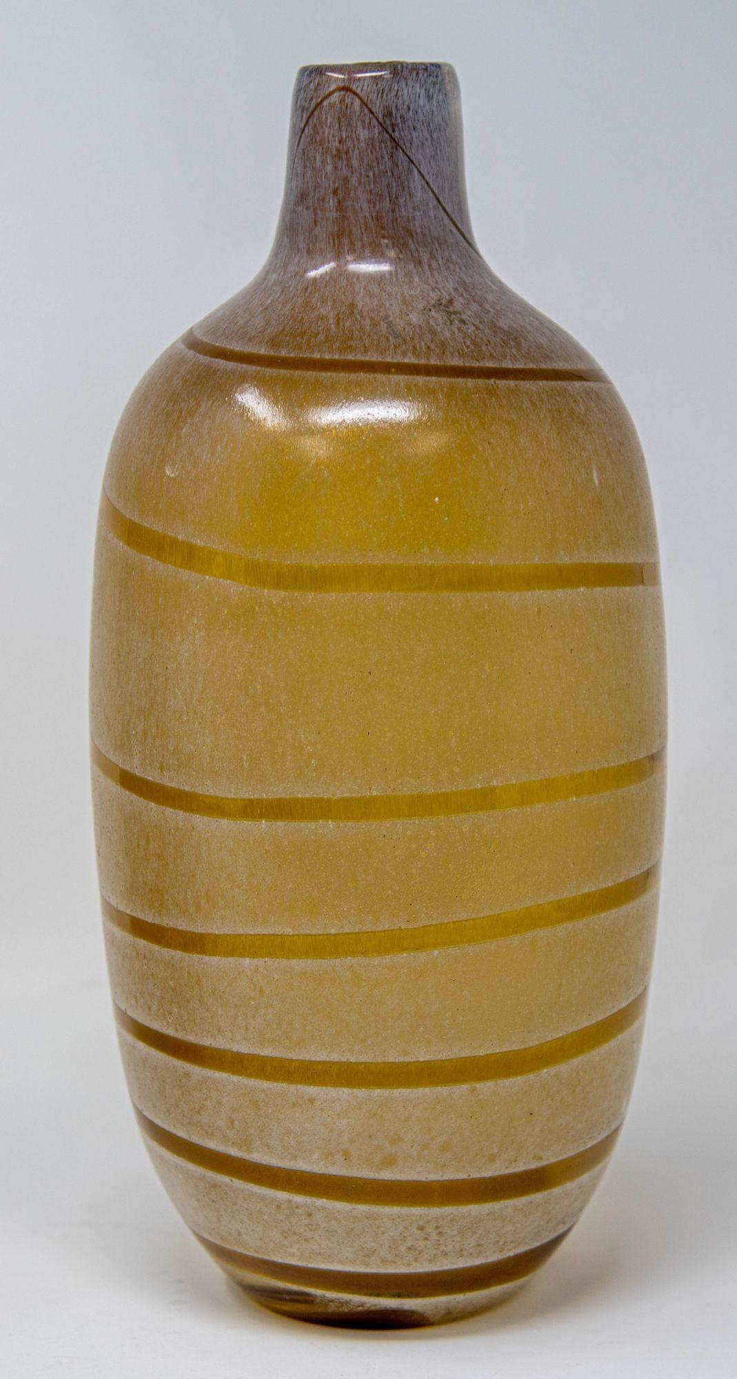 Mid-Century moderno Set di vasi in vetro soffiato giallo d'arte d'annata in vendita